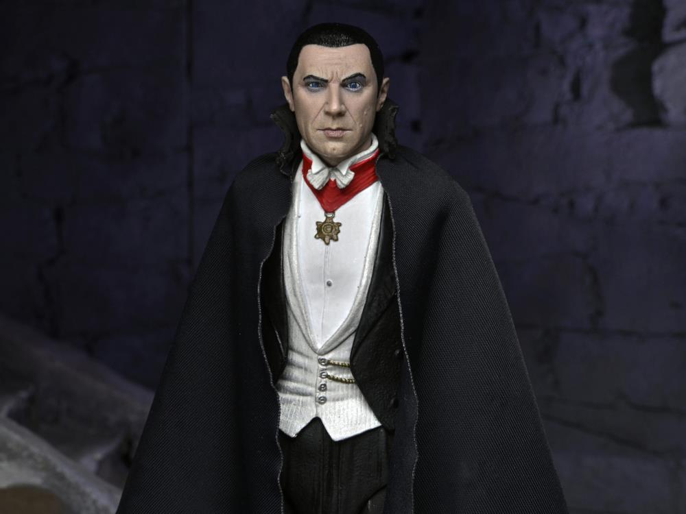 Universal Monsters Ultimate Dracula (Transylvania) Action Figure - Collectible Horror Movie Character for Halloween Decor & Display