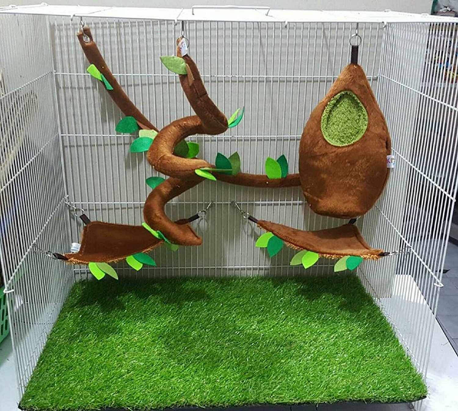 5-Piece Light Brown Small Pet Cage Set for Sugar Gliders, Hamsters, Marmosets, Squirrels & Chinchillas - Forest Pattern Design with 35g Snacks Included - Perfect for Small Animal Homes, Play Areas & Pet Enrichment Activities