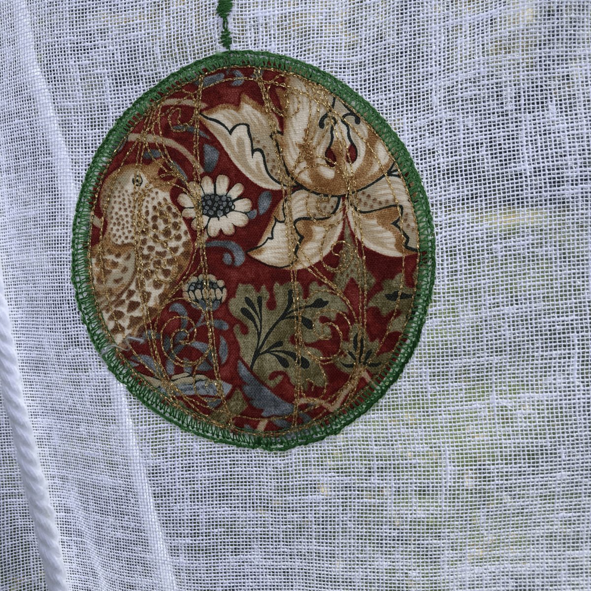 Festive Christmas Baubles Tie-Up Curtain - Holiday Home Decor for Windows, Doors & Parties - Perfect for Christmas Tree Ornaments & Seasonal Room Decorations