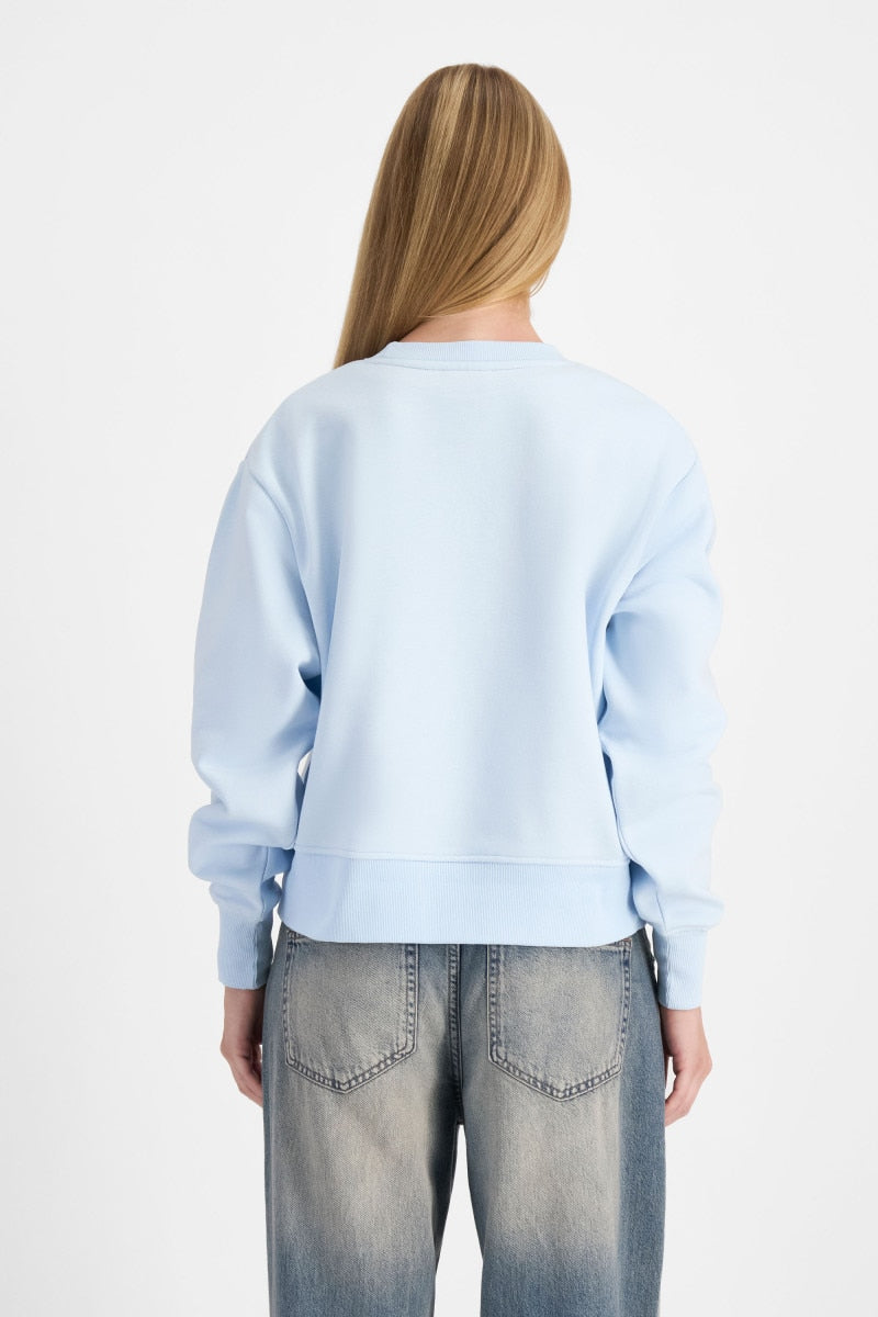 Champion Women's Graphic Crewneck Sweatshirt - Blue Casual Pullover for Workout, Lounge & Streetwear Fashion