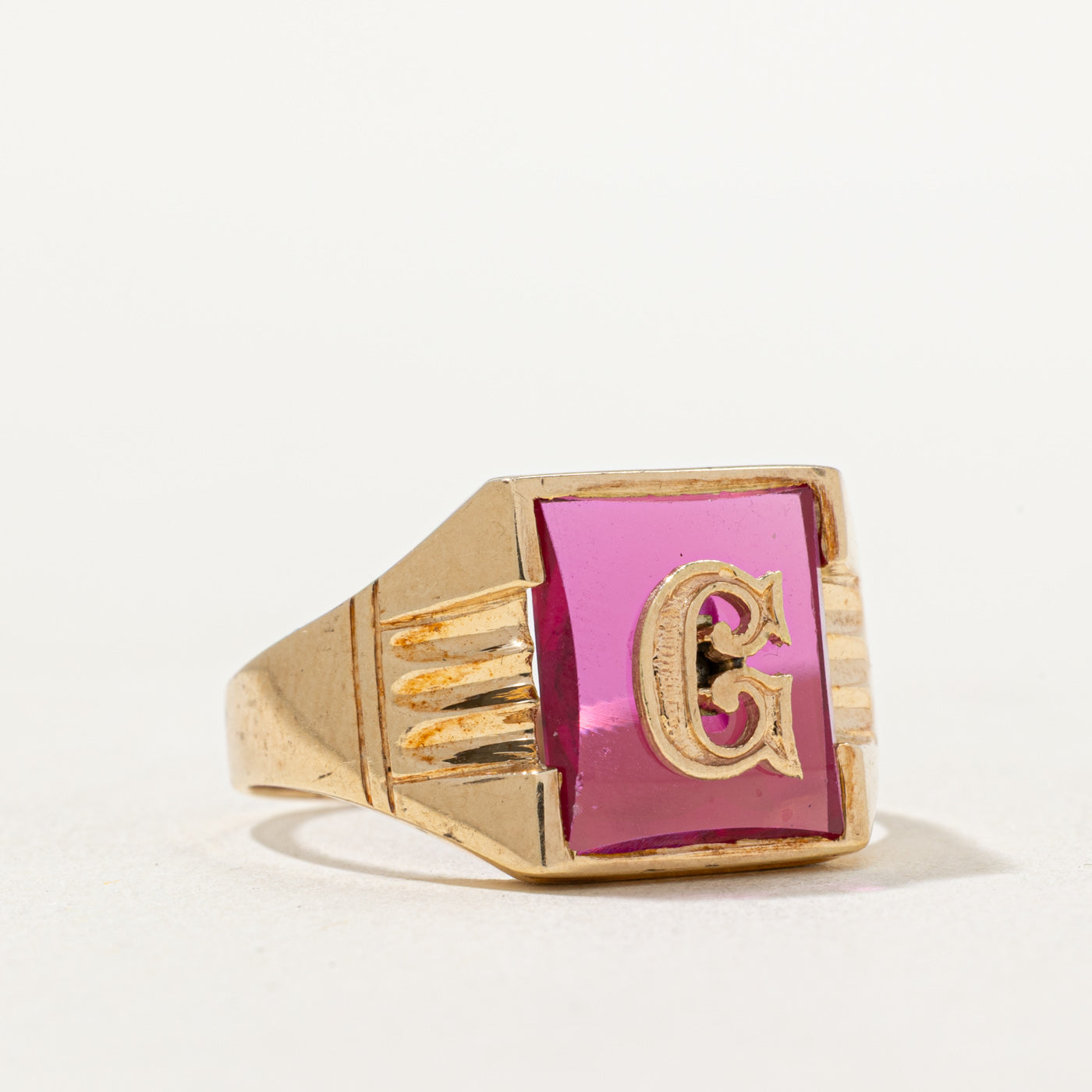 Synthetic Ruby 'G' Initial Signet Ring - 1.70ct Size 10.75 - Elegant Personalized Jewelry for Men & Women - Perfect for Gifts, Engagements & Special Occasions