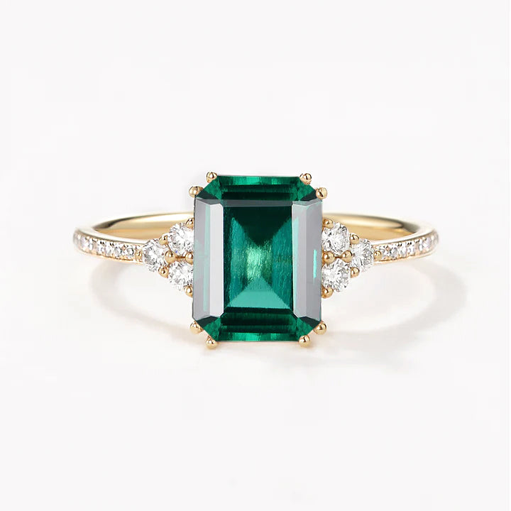 Exquisite Emerald Cut Moss Agate & Moissanite Cluster Engagement Ring for Women - Vintage Inspired Wedding Band, Perfect for Proposals, Anniversaries & Romantic Occasions