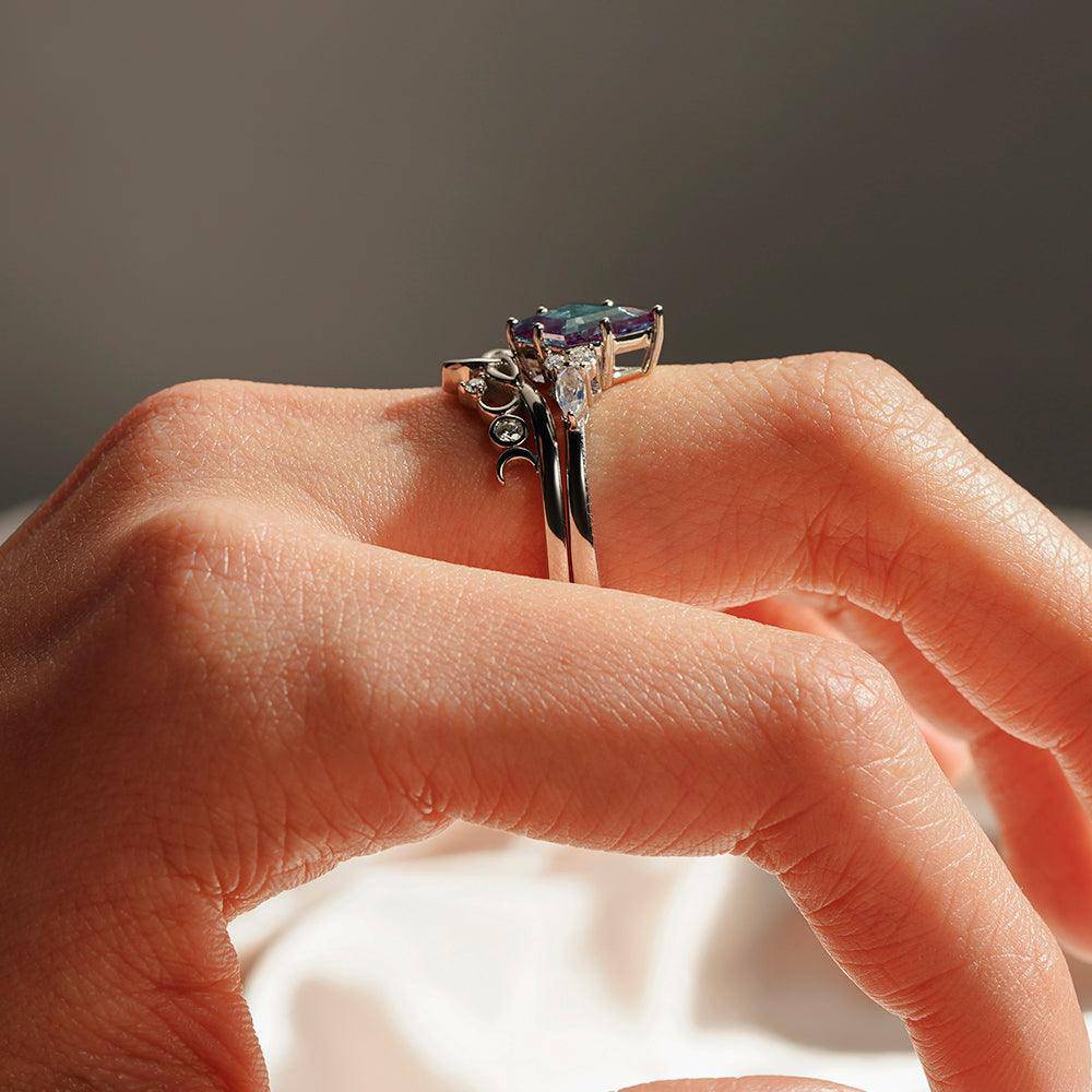 2 CT. Art Deco Unique Kite Cut Alexandrite Engagement Ring Set With Moonstone Accents - Perfect for Proposals, Weddings & Anniversary Gifts