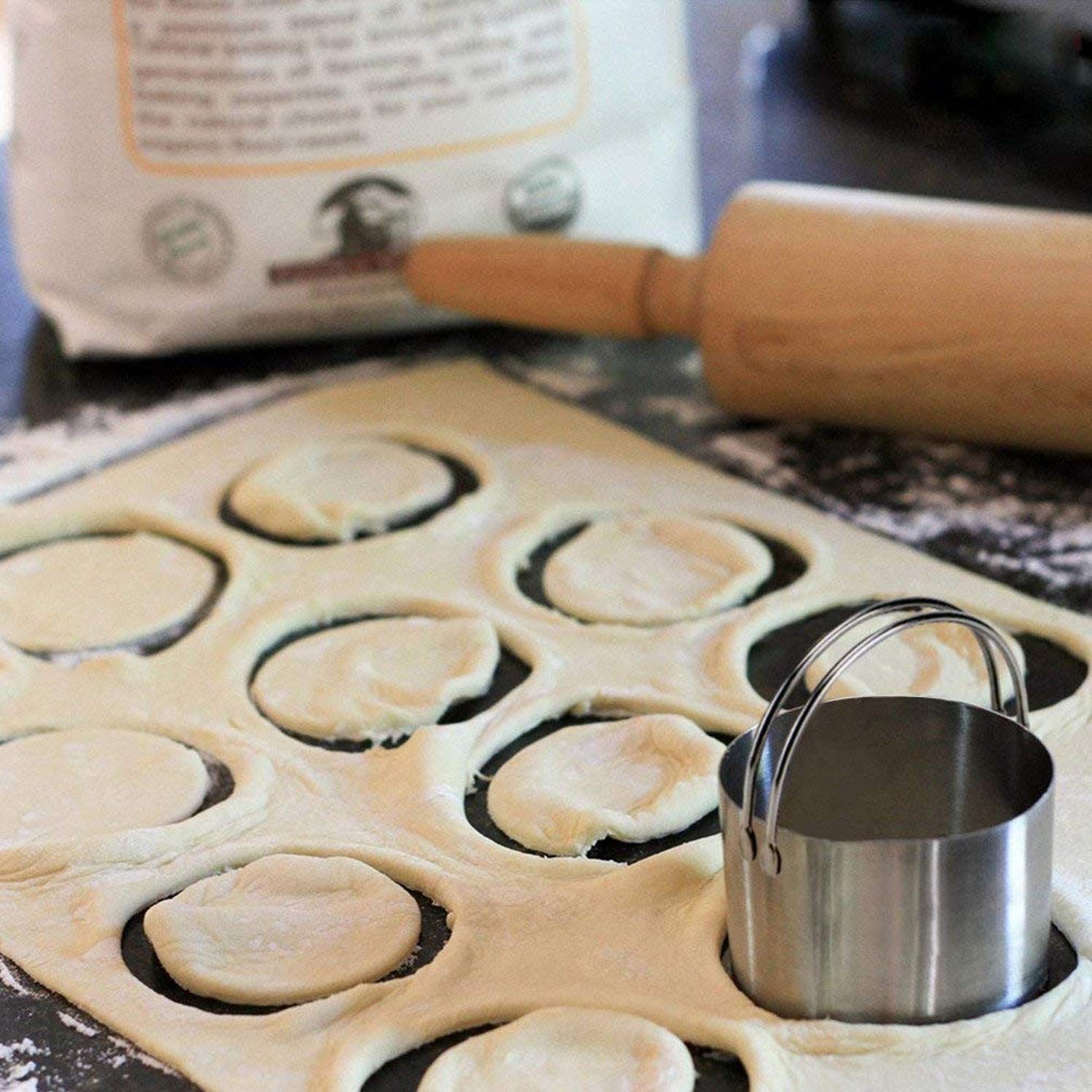Premium Stainless Steel Biscuit & Pastry Cutter Set - Professional Dough Blender Baking Tools for Cookies, Pies & Pastries - Ideal for Home Bakers & Commercial Kitchens