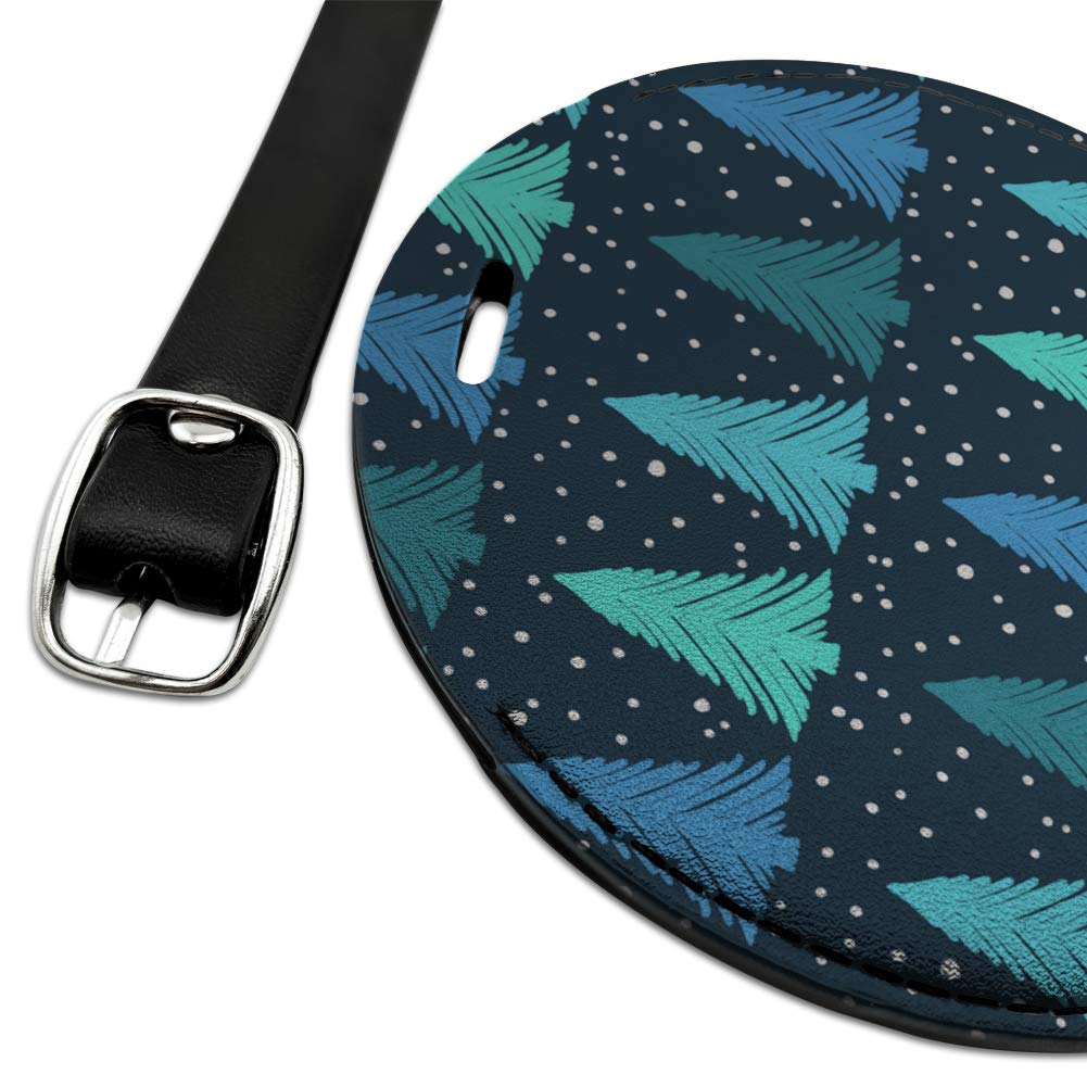 Snowflake Christmas Tree Pattern Round Leather Luggage Tag - Durable Carry-On ID Tag for Travel Bags & Suitcases - Perfect for Holiday Travel & Gift Giving