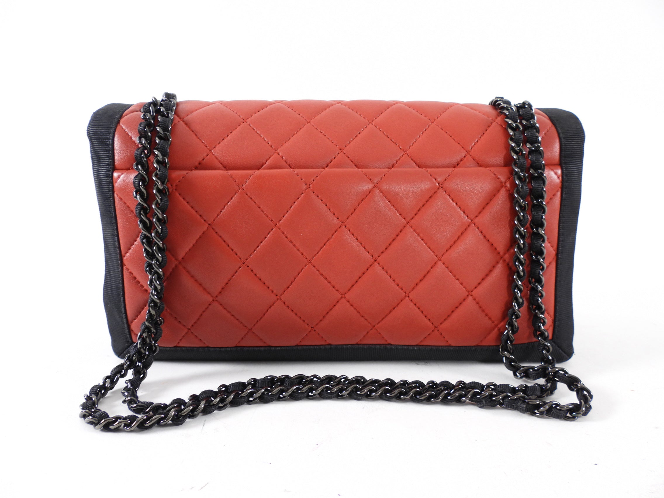 Chanel Red Quilted Leather Crossbody Bag with Chain Strap - Luxury Designer Handbag for Women, Perfect for Parties, Date Nights & Special Occasions