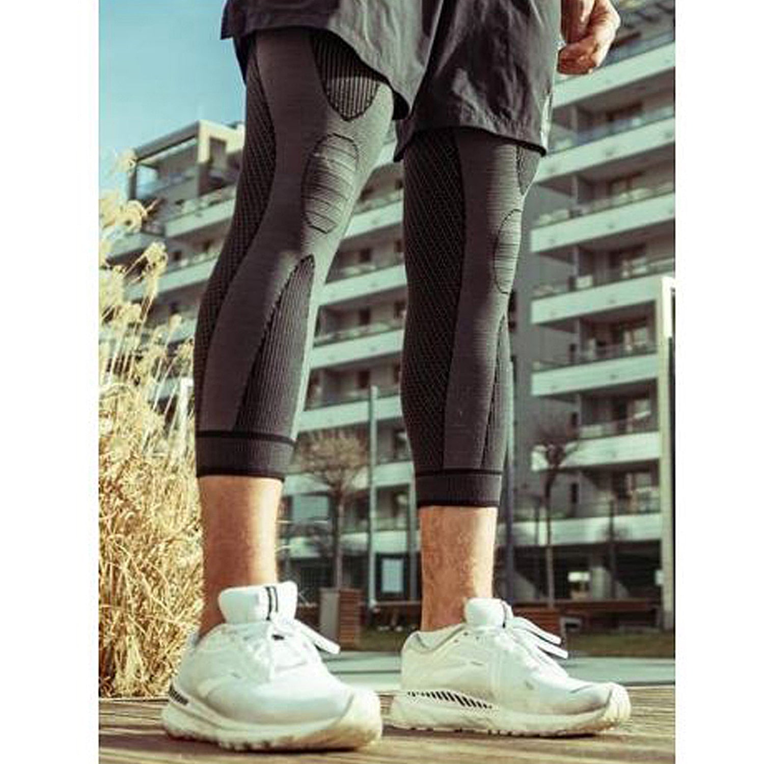 Evertone Titanium Flex Full Leg Compression Sleeve - Best for Running, Sports & Recovery - Knee Support for Athletes & Active Lifestyles