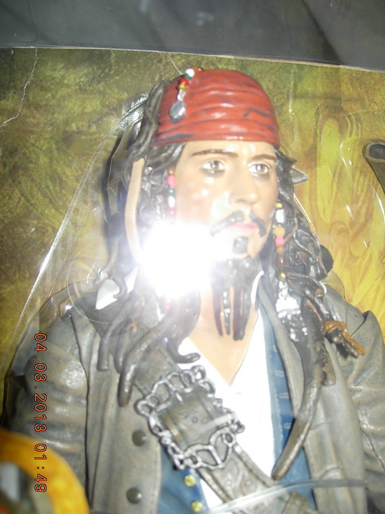 Pirates of the Caribbean Dead Man's Chest Exclusive 15-Inch Captain Jack Sparrow Action Figure - Collectible Movie Character Toy for Display & Gift Giving