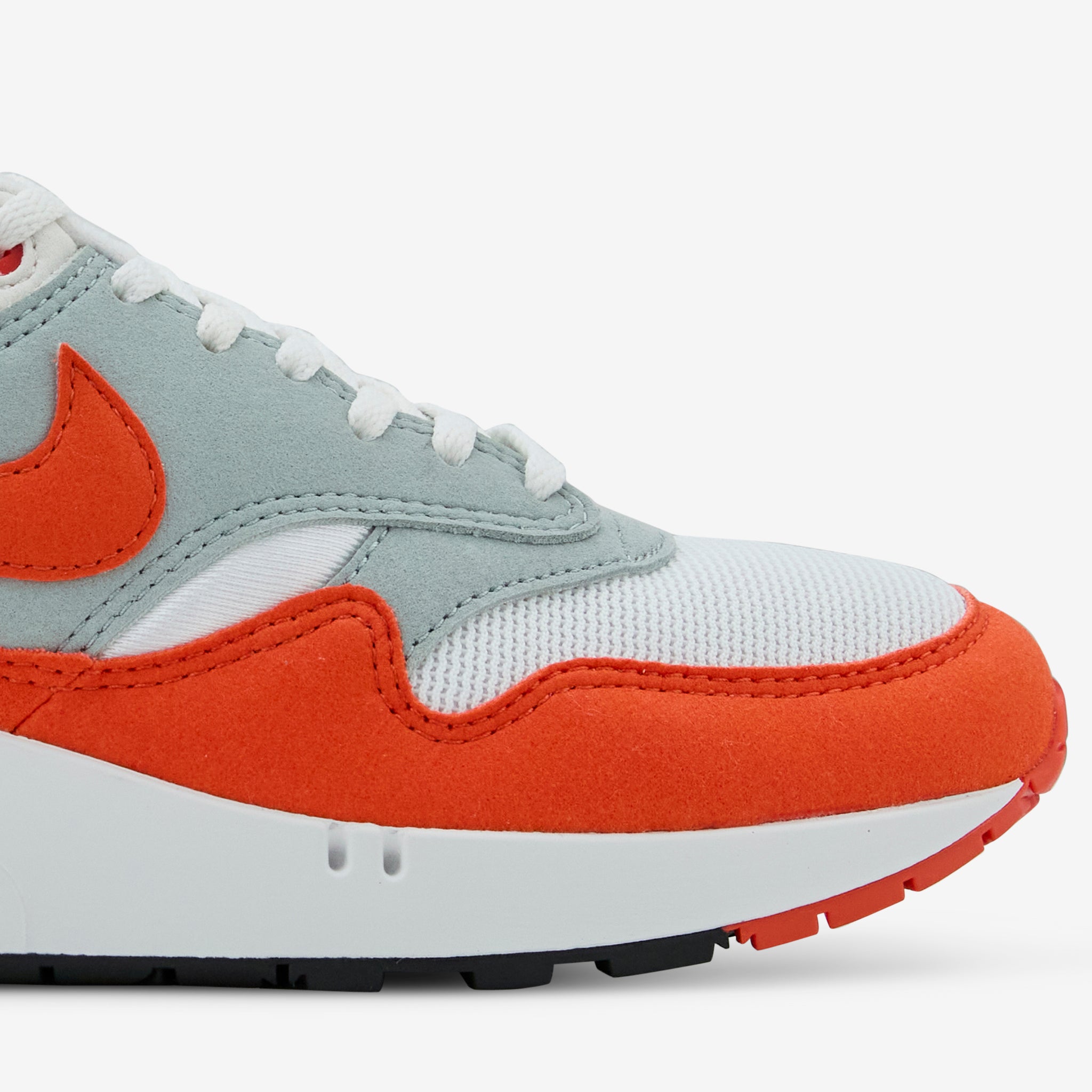 Nike Air Max 1 '86 OG Sneakers in Summit White, Cosmic Clay & Light Pumice - Classic Running Shoes for Men & Women | Perfect for Casual Wear, Gym & Street Fashion