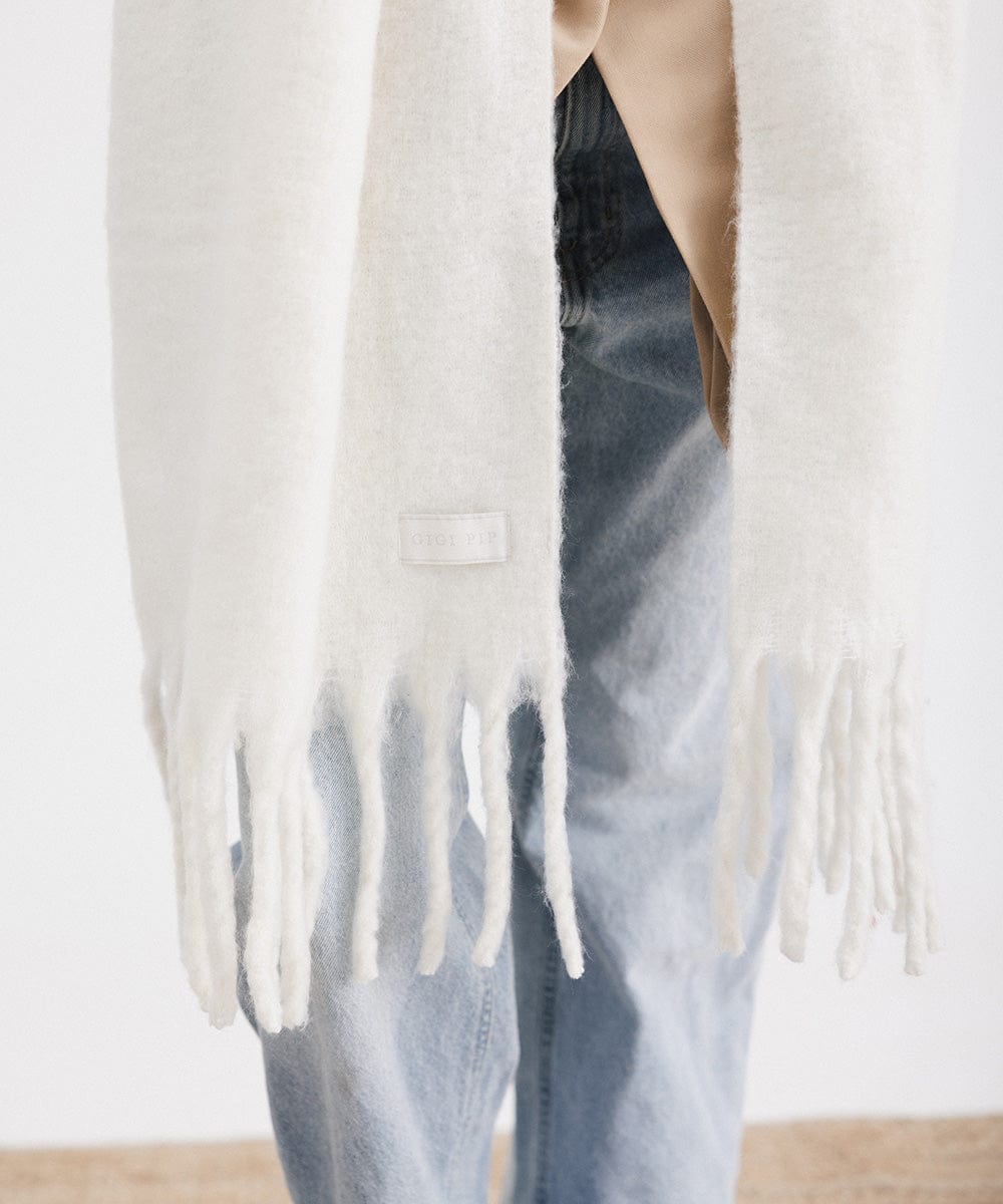 Soft & Chunky Mik Oversized Knit Scarf for Women - Winter Warm Fashion Accessory - Perfect for Cold Weather, Travel & Outdoor Activities