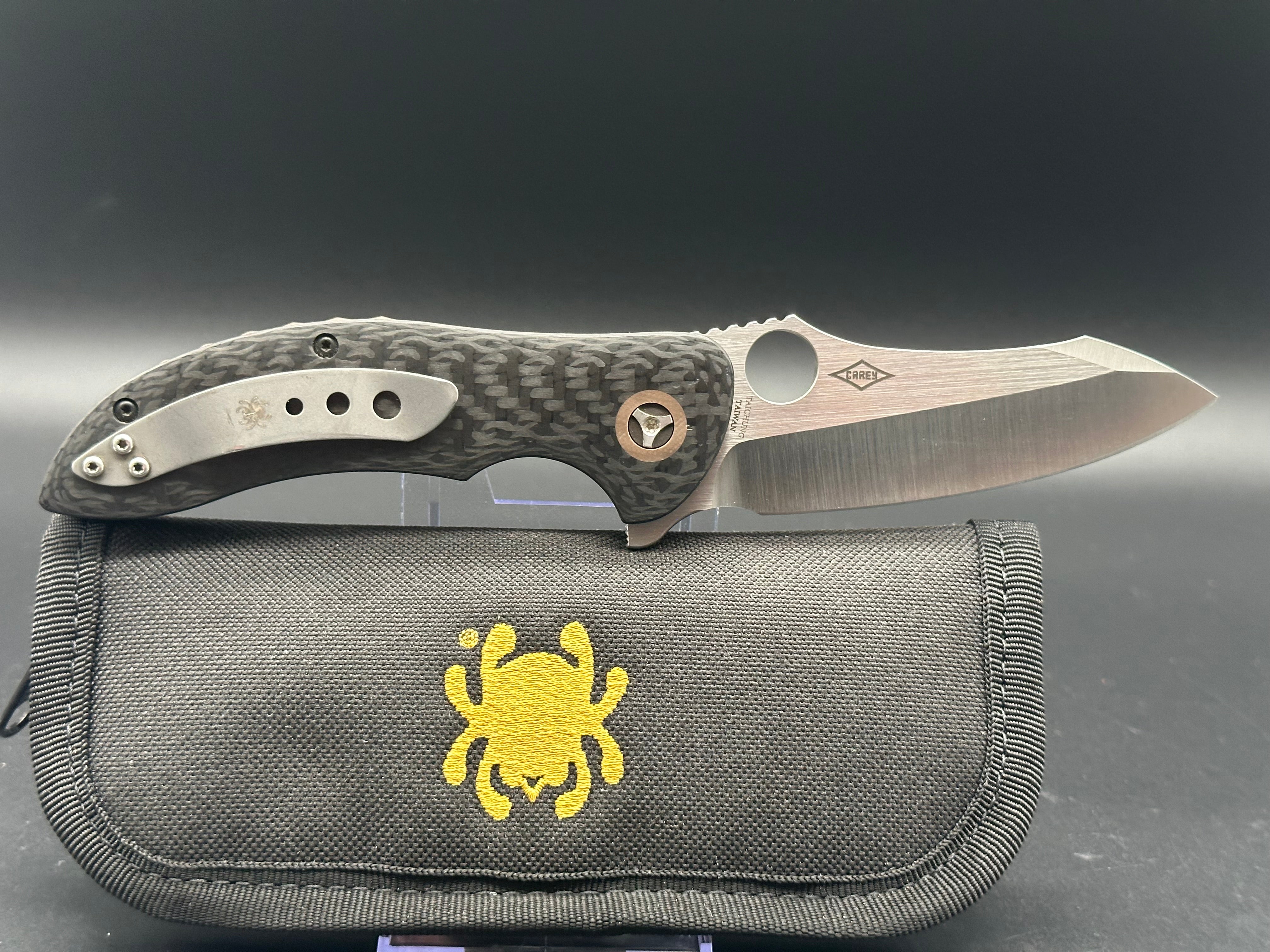 Spyderco Magnitude Folding Knife - Rare Peter Carey Flipper C212CFP, CPM S30V Steel Blade with Carbon Fiber Handle | EDC, Outdoor, Camping & Survival Gear