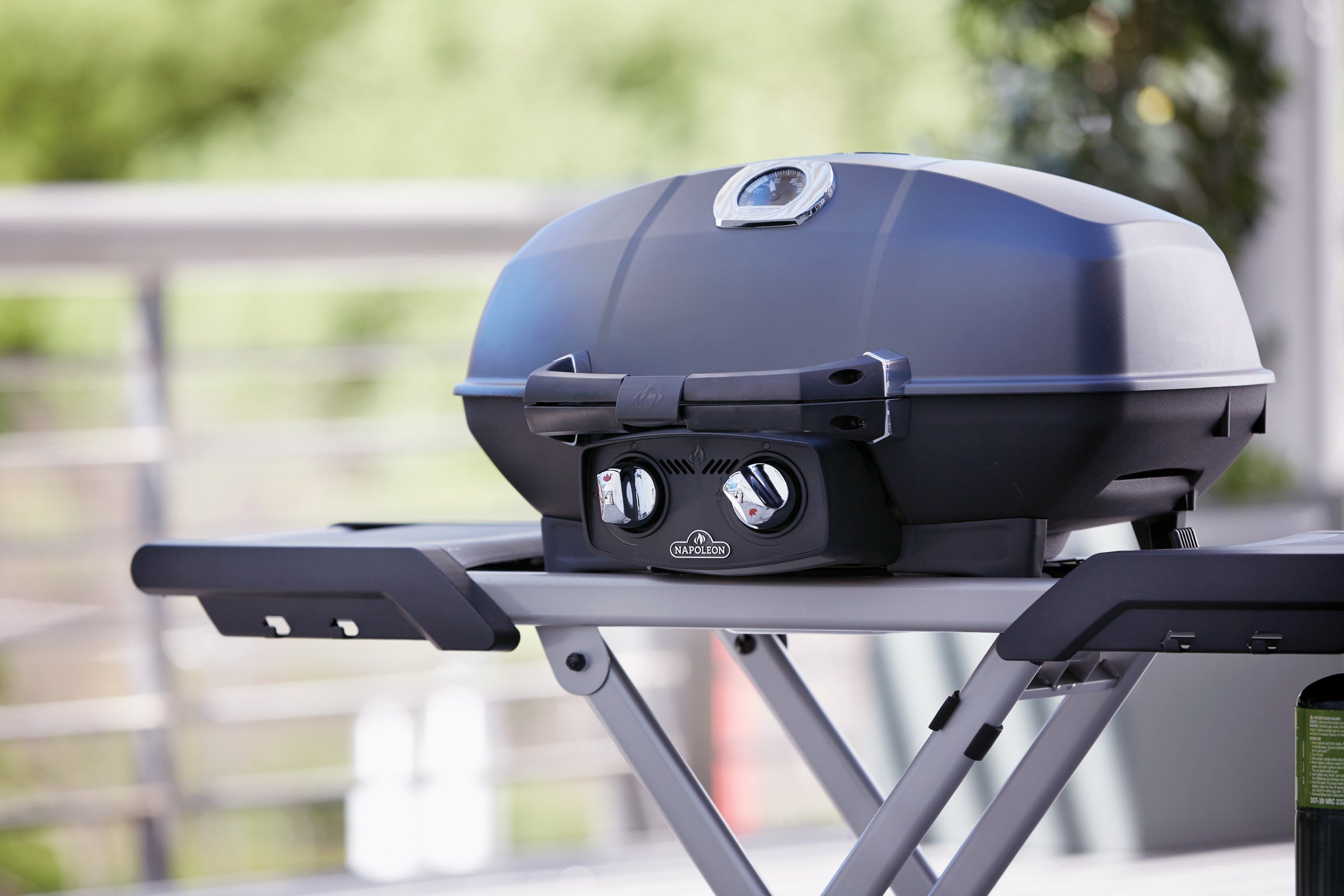 Napoleon TravelQ PRO 285X Portable Propane Gas Grill with Scissor Cart - Black | Compact Outdoor BBQ for Camping, Tailgating & Backyard Cooking
