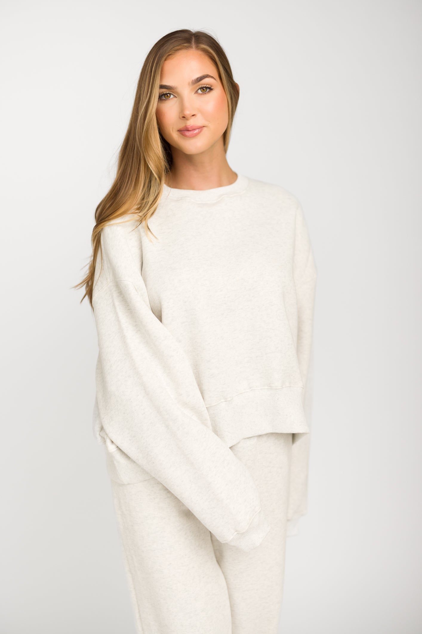 Soft & Cozy Grey Sweatshirt for Women | Comfortable Pullover Hoodie | Perfect for Casual Wear, Lounge & Outfits