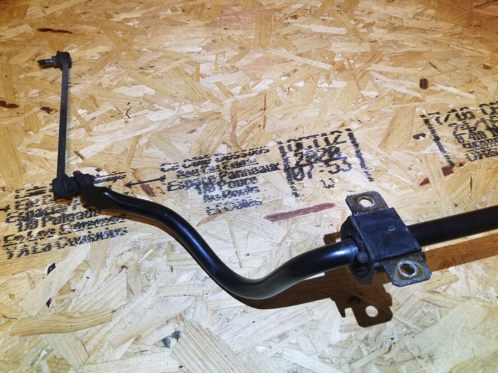 2005-2007 Volvo S40 2.4L Front Stabilizer Sway Bar - OEM Replacement Part for Improved Handling & Ride Comfort | Perfect for Volvo S40 Suspension Upgrades & Repair
