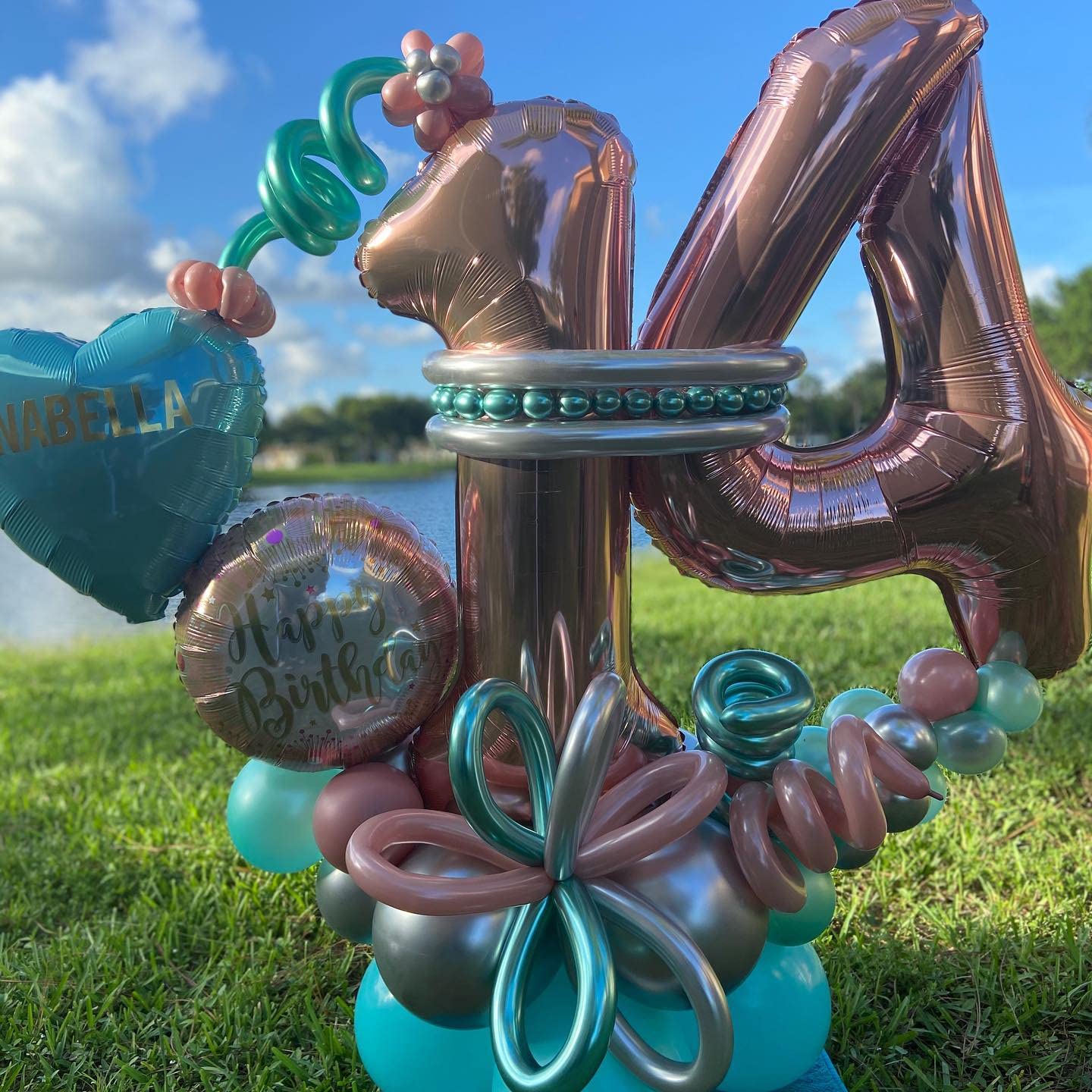 40 Inch Rose Gold Number 14 Balloons - Giant Jumbo Foil Mylar Helium Balloons for Birthday Party Decorations | Perfect for 14th Birthday, Anniversary, Graduation & Special Events Celebration