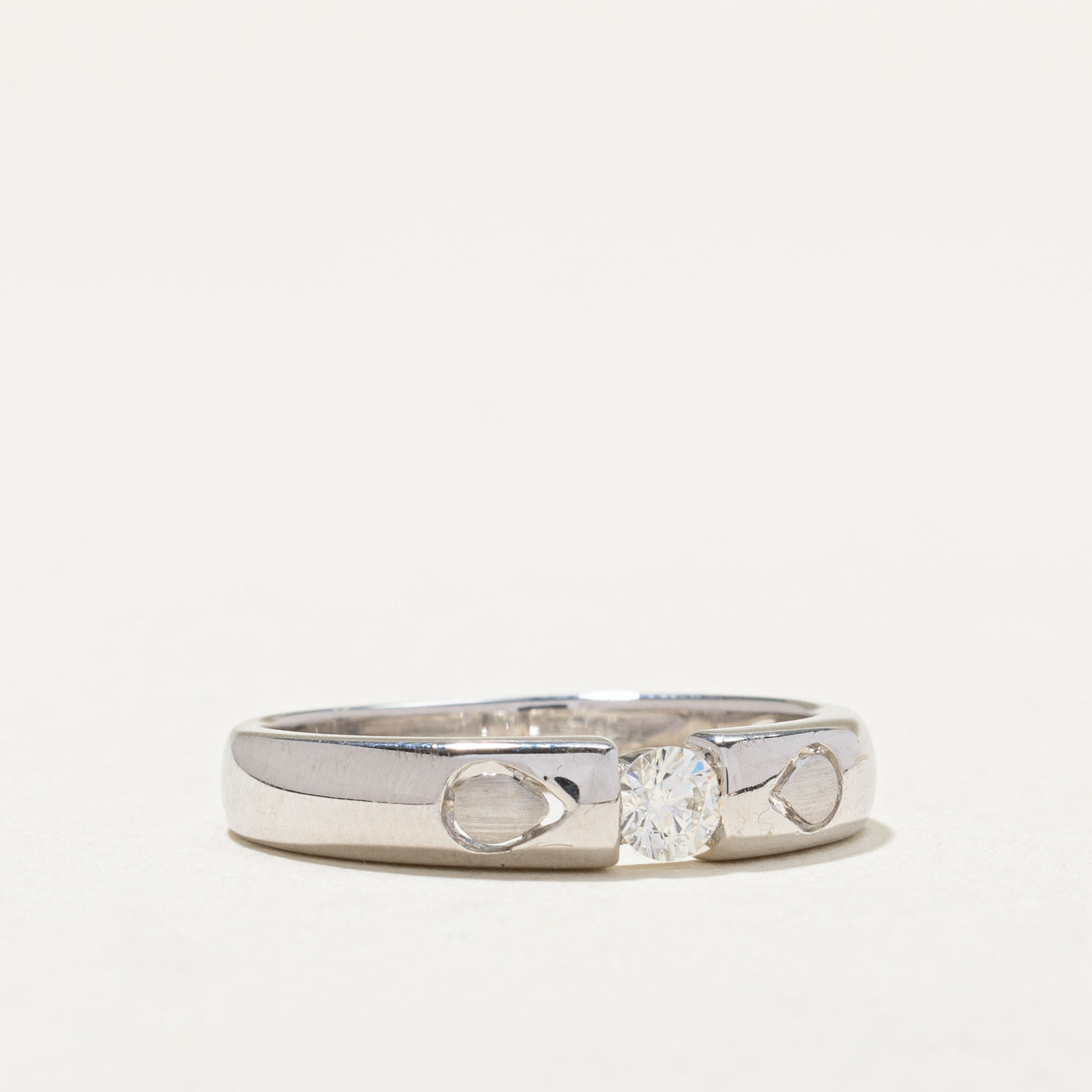 18K White Gold Tension Set Diamond Ring - 0.20ct Round Cut Solitaire Engagement Ring | Size 8.25 | Perfect for Proposals, Anniversaries & Special Occasions