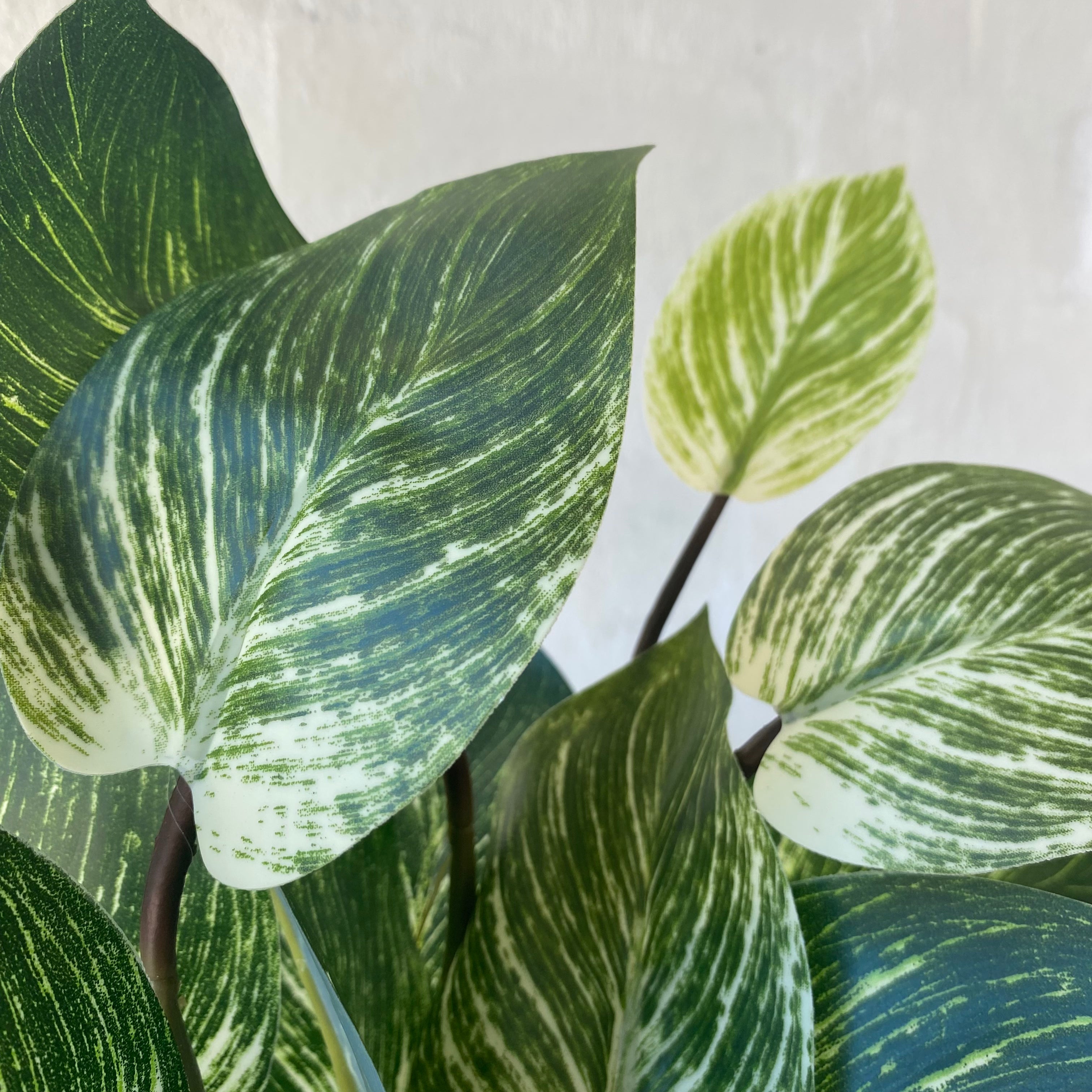 Artificial Philodendron Birkin Plant - Realistic Fake Indoor Houseplant for Home Decor, Office, Living Room, Bedroom - Low Maintenance Faux Greenery