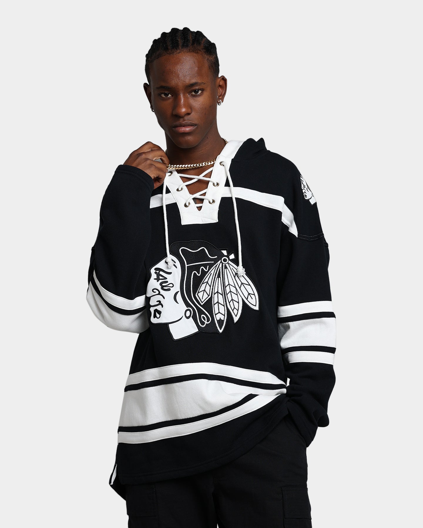 47 Brand Chicago Blackhawks Superior Lacer Hoodie - Men's Pullover Sweatshirt with Lace-Up Front | Winter Warm Fleece Lined | Casual Streetwear & Game Day Outfit