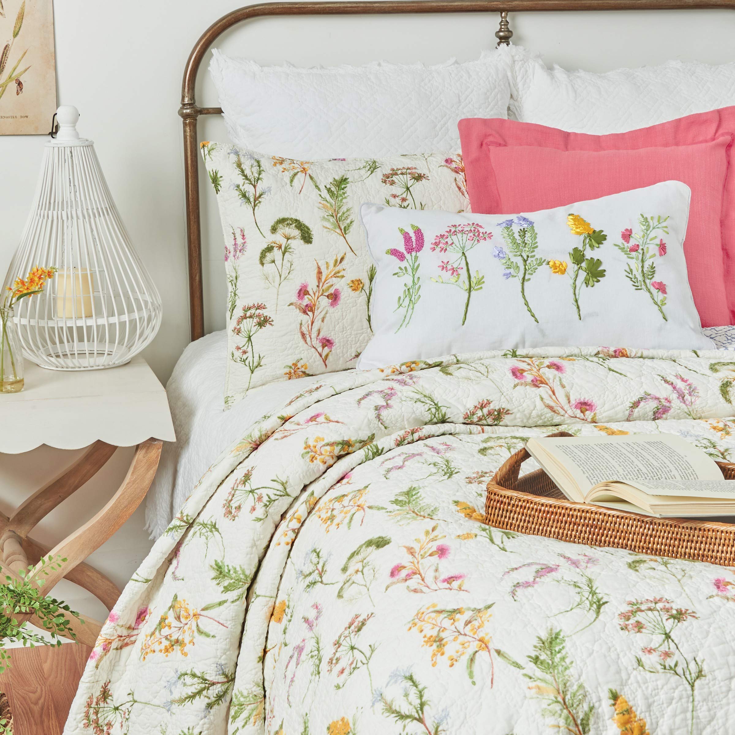 Genevieve Floral Twin Cotton Quilt Set - Reversible 2-Piece Bedding with Spring Garden Flowers | Machine Washable White Quilt & Sham | Perfect for Guest Rooms, Dorm Decor & Cozy Bedroom Makeovers