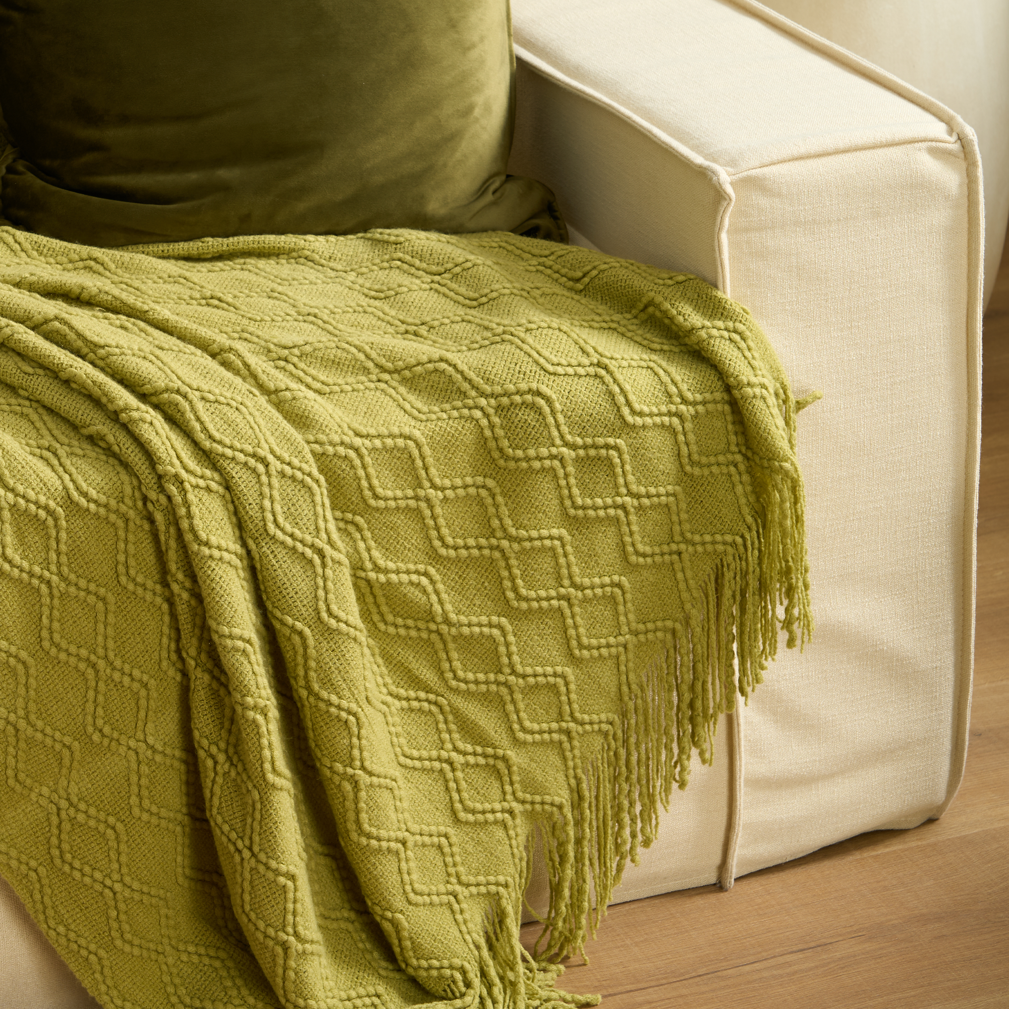 Luxury Diamond Pattern Throw Blanket - Soft & Cozy Knitted Blanket for Couch, Bed, Sofa - Perfect for Home Decor, Gifts & Winter Warmth