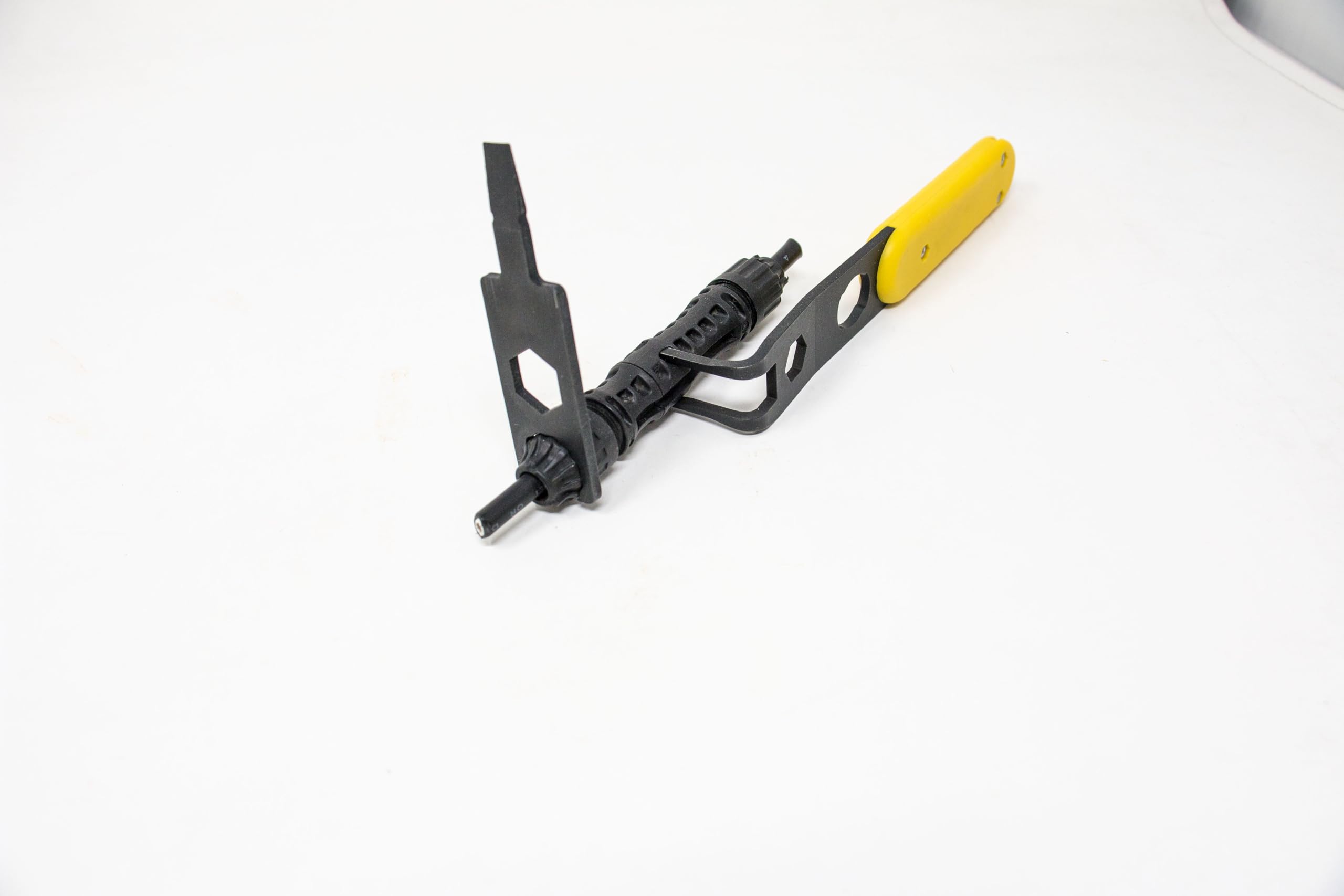 Rack-A-Tiers Solar Serpent 5-in-1 Multipurpose Solar Panel Connector Tool (30200) - Perfect for Solar Panel Installation, Maintenance & Electrical Wiring Projects