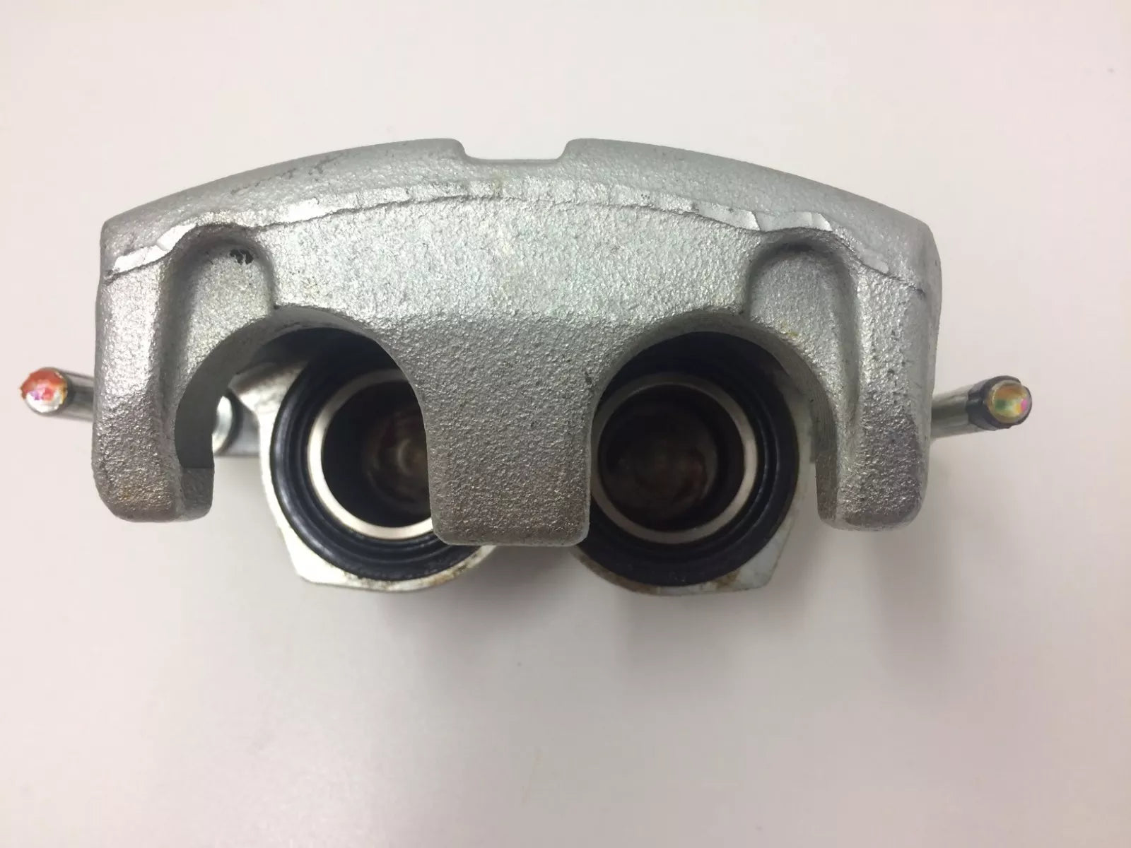 Genuine Holden RG Colorado Front Brake Caliper Pair (2012-2020) - Perfect for Off-Roading & Heavy-Duty Towing