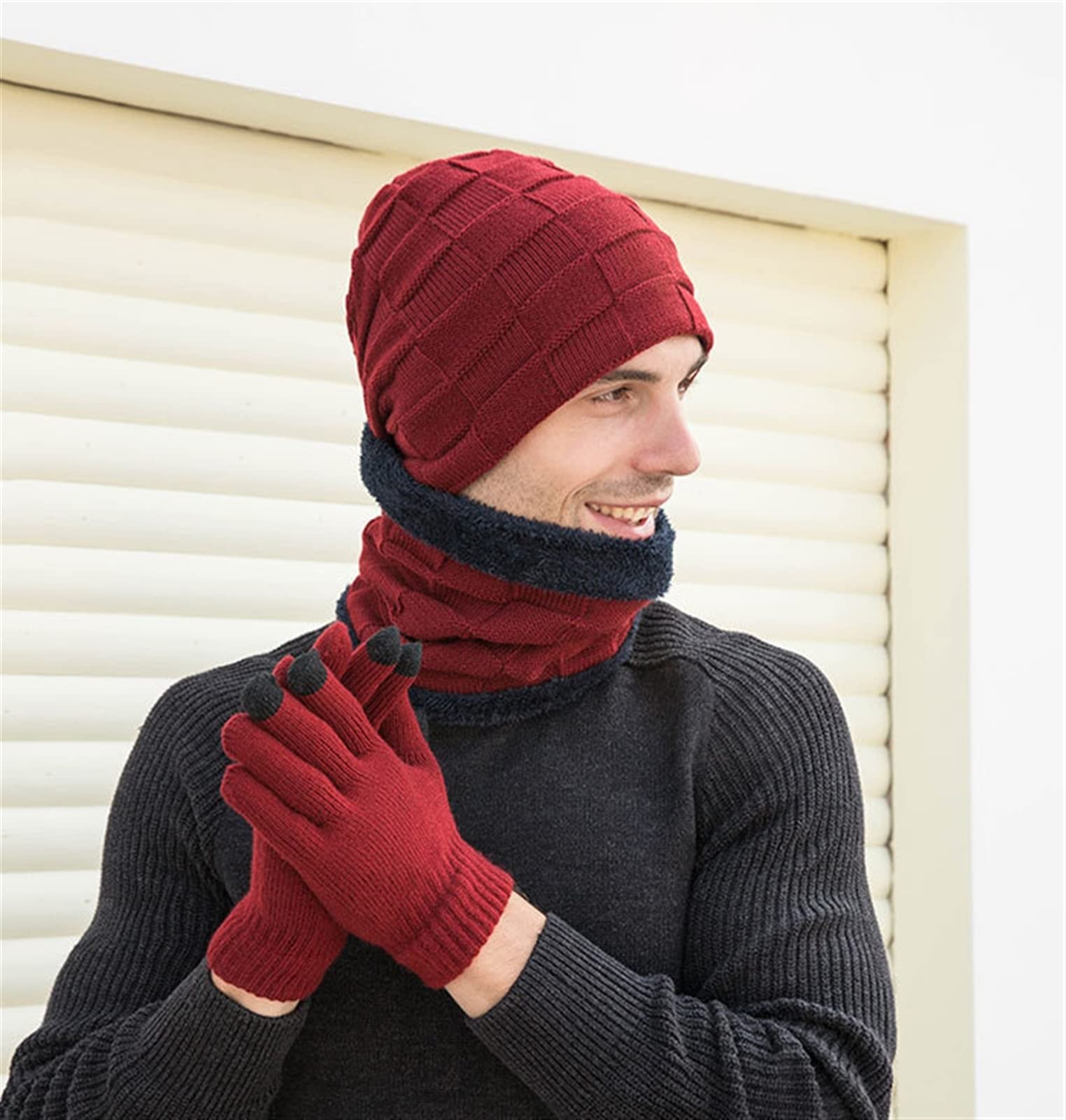 Insun Winter Knitted Beanie Hat, Scarf & Touch Screen Gloves Set - Fleece Lined Skull Cap & Neck Warmer Circle Loop Scarf for Men & Women - Perfect for Skiing, Snowboarding & Outdoor Winter Activities