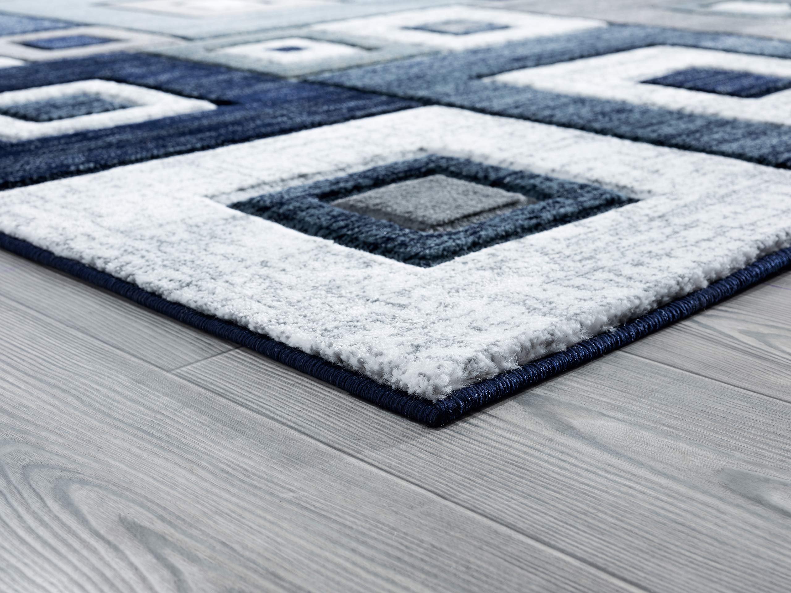 United Weavers of America Bristol Cicero Navy Area Rug 5'3