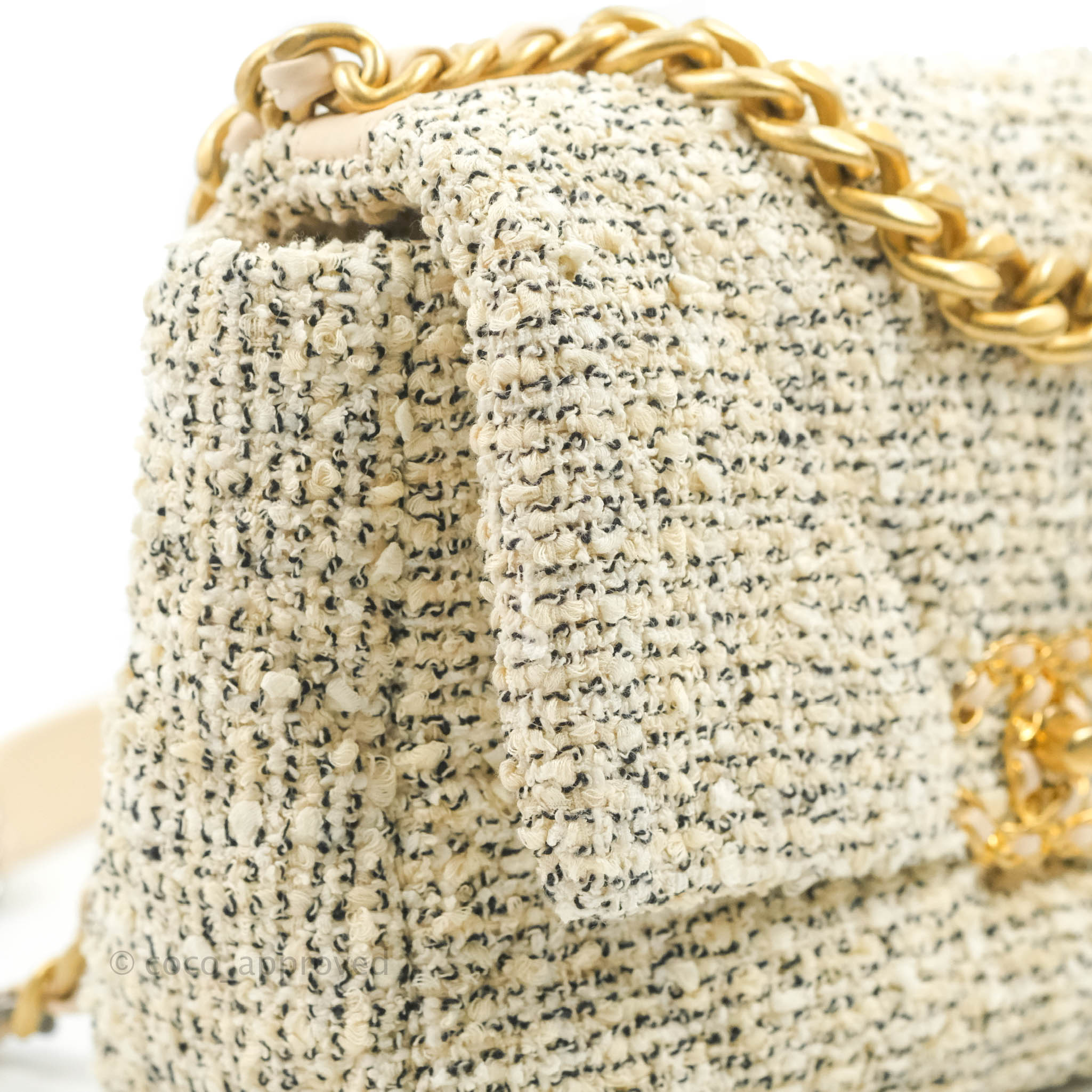 Chanel 19 Small Tweed Handbag in Oreo Cream with Mixed Hardware - Perfect for Work, Travel & Evening Events