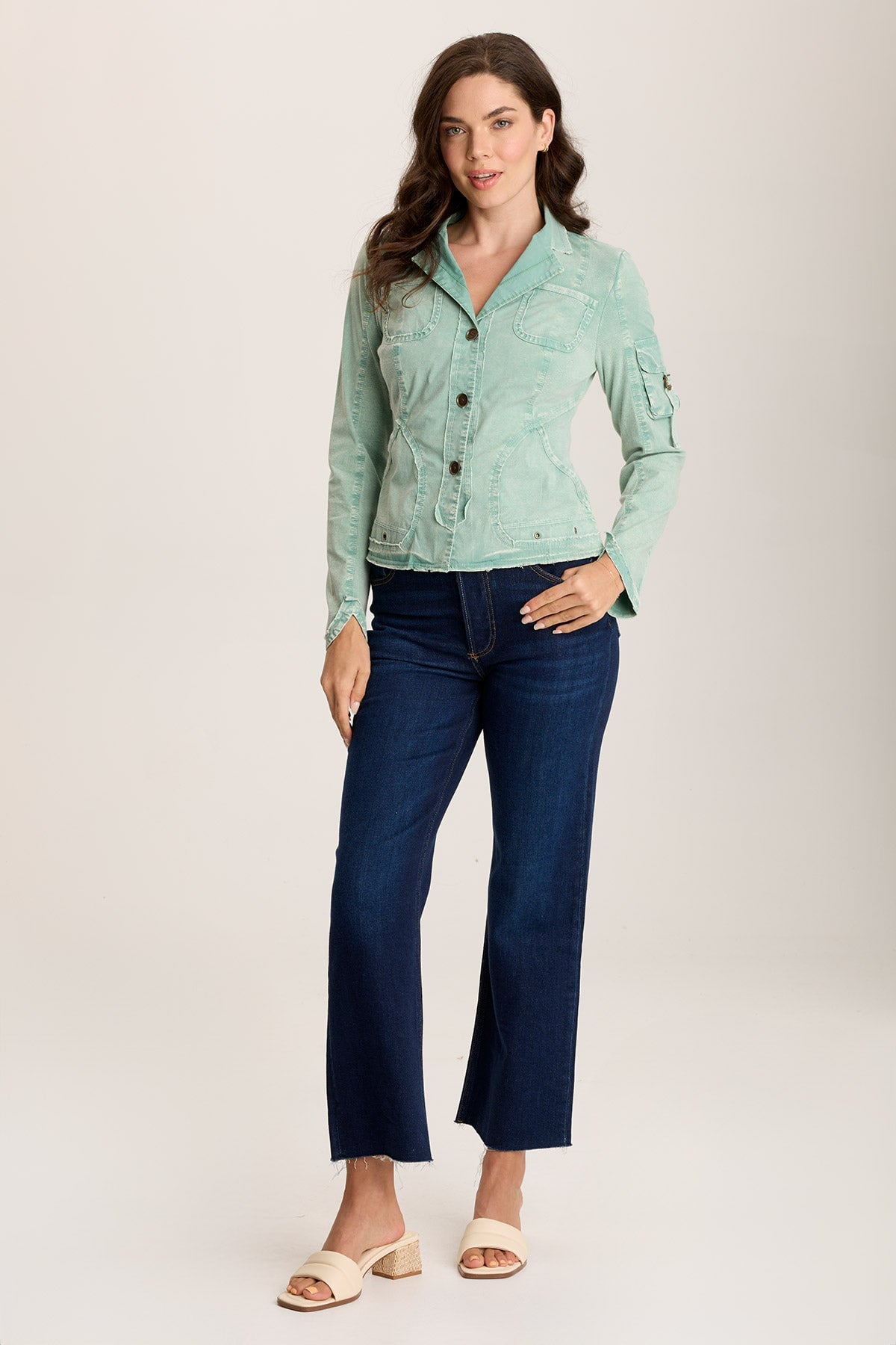 Stylish Munir Three Button Jacket with Lapel Collar - Perfect for Business Casual & Formal Occasions
