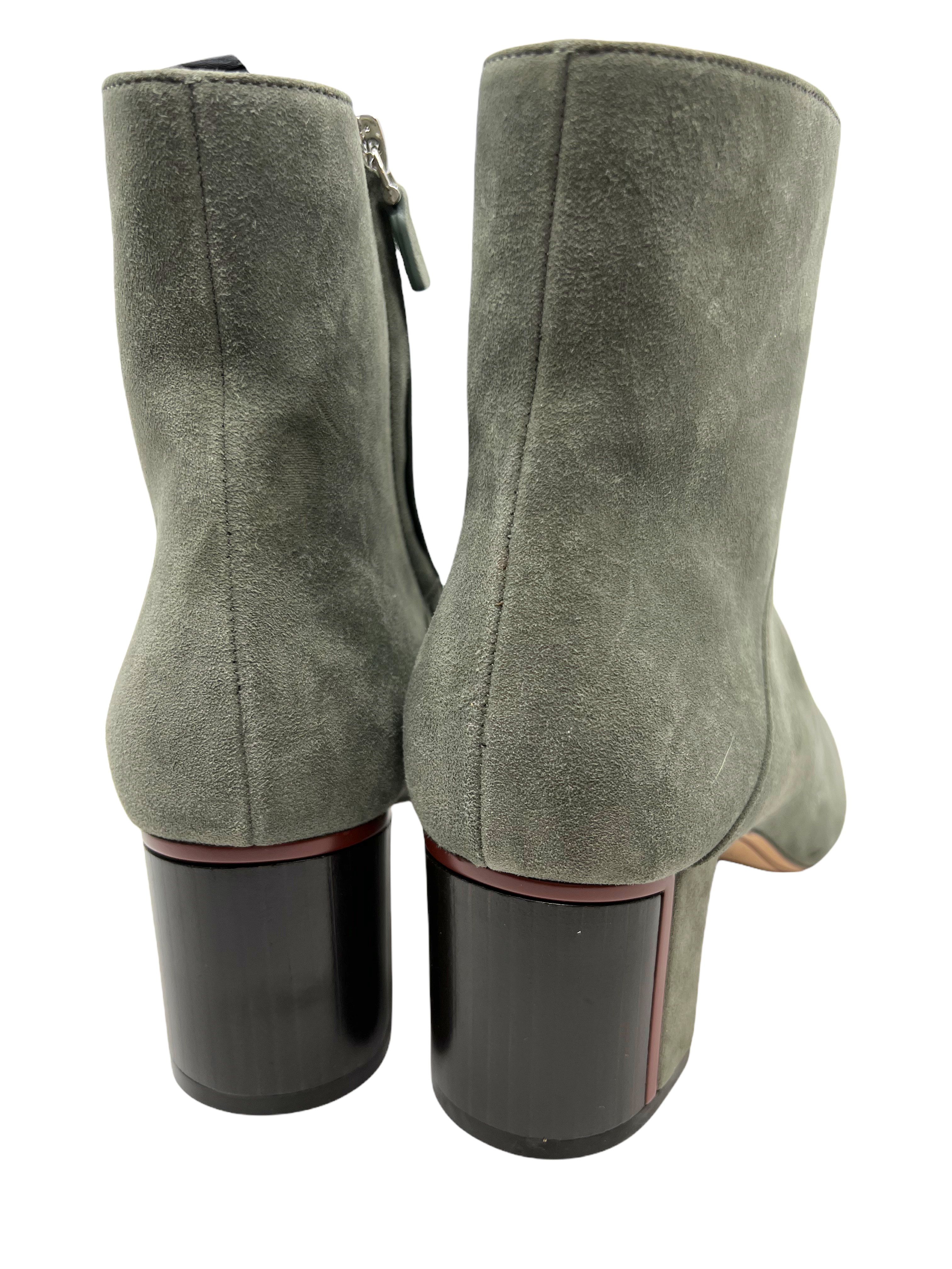 Loro Piana Bleeker Suede Ankle Booties Women's Size 7.5 - Comfortable & Stylish Suede Boots for Casual Outings & Office Wear