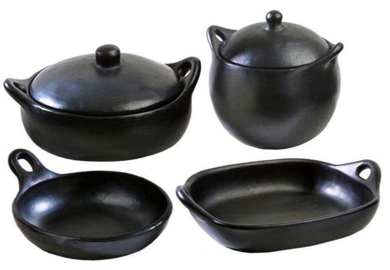 Authentic Chamba Gourmet 4-Piece Black Clay Cookware Set - Handmade in Colombia for Soups, Stews, Roasts - Stovetop & Oven Safe - Perfect for Home Cooking, Gifts & Traditional Colombian Cuisine