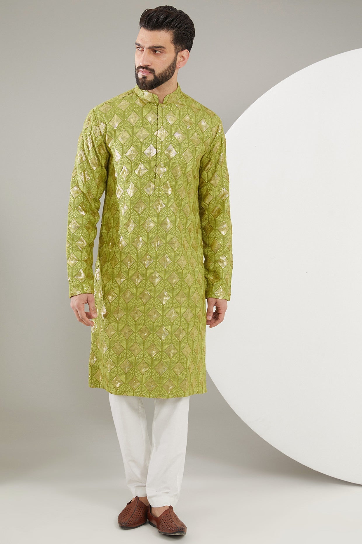 Exquisite Mehndi Green Heavy Threadwork Kurta for Women - Traditional Indian Embroidered Tunic - Perfect for Festivals, Weddings & Cultural Events