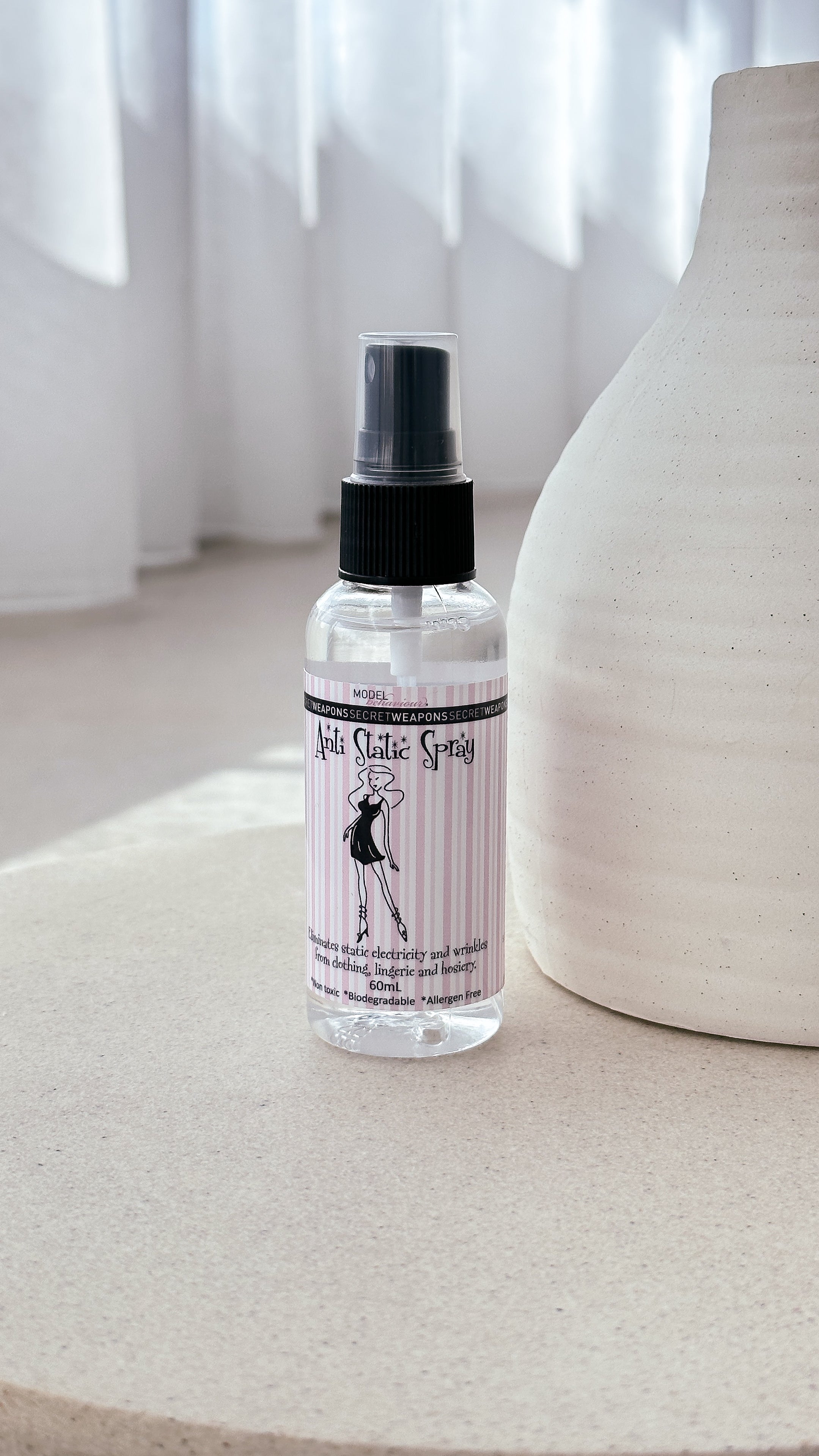 Anti Static Spray for Clothes & Hair - Eliminate Static Electricity & Frizz - Perfect for Winter, Laundry & Styling