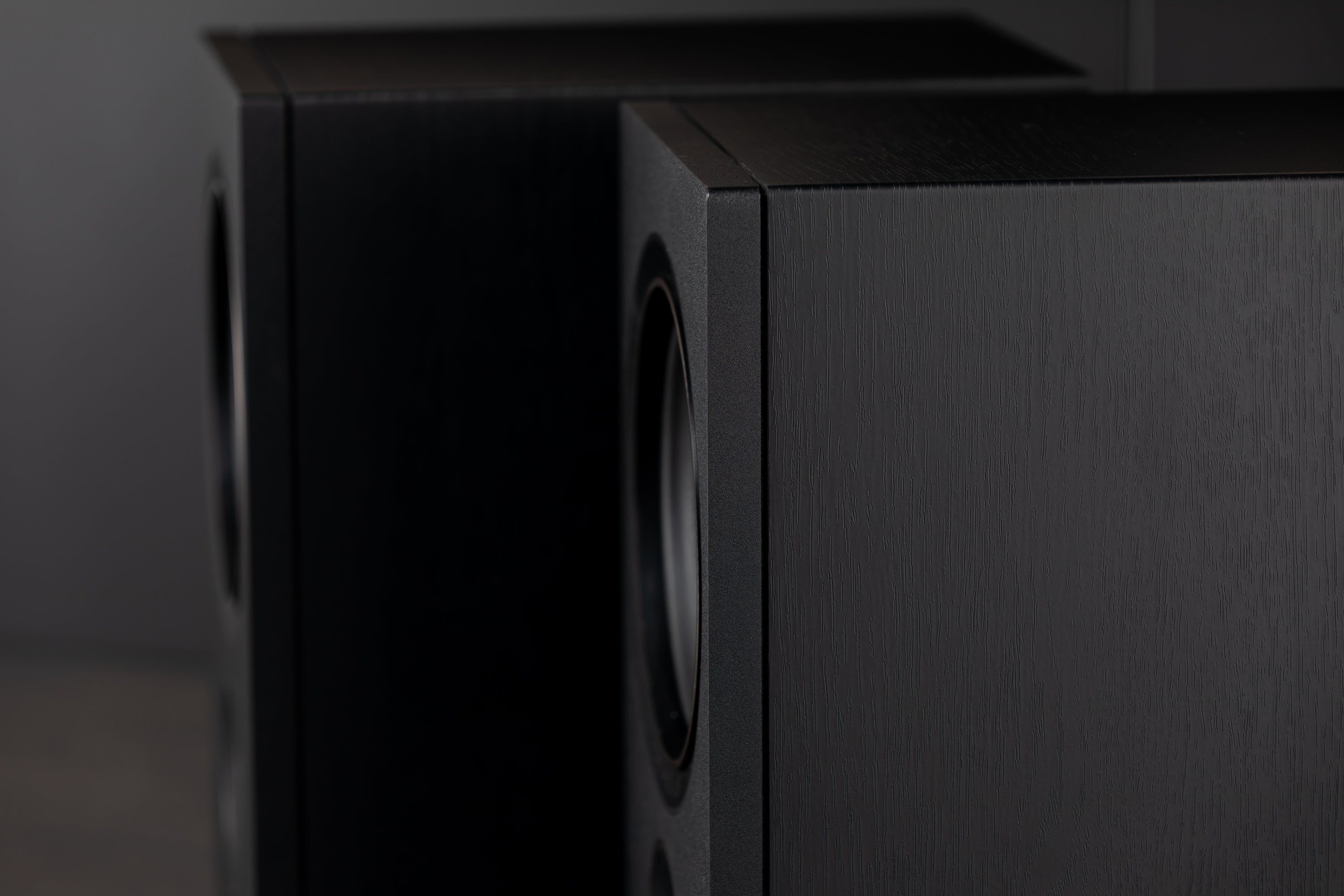 PSB Alpha P3/P5 Compact Bookshelf Speakers - High Fidelity Audio for Home Theater & Music Listening | Perfect for Small Spaces & Desktop Setups