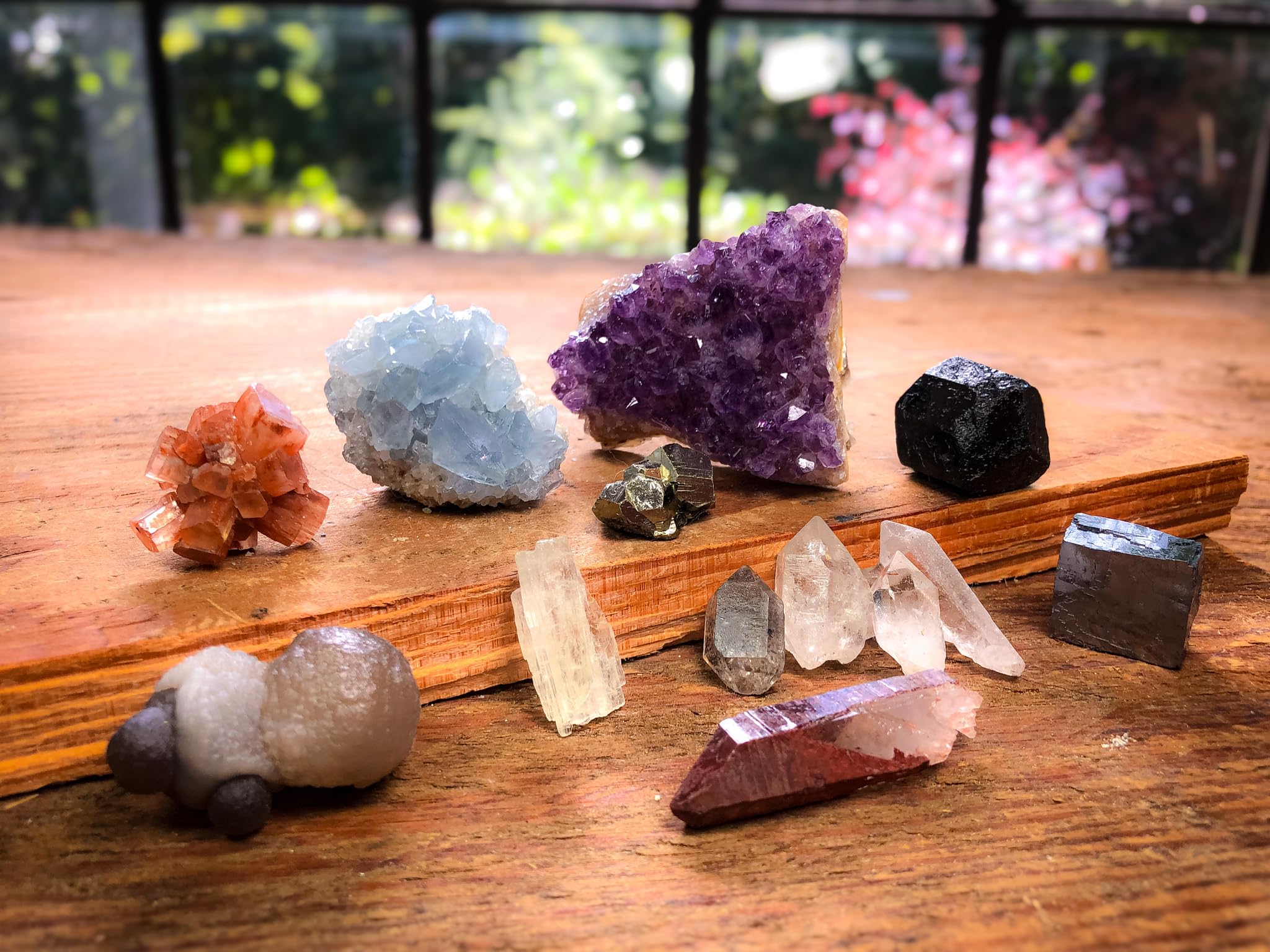 Mystery Crystal Gift Box - Healing Crystals for Meditation & Home Decor