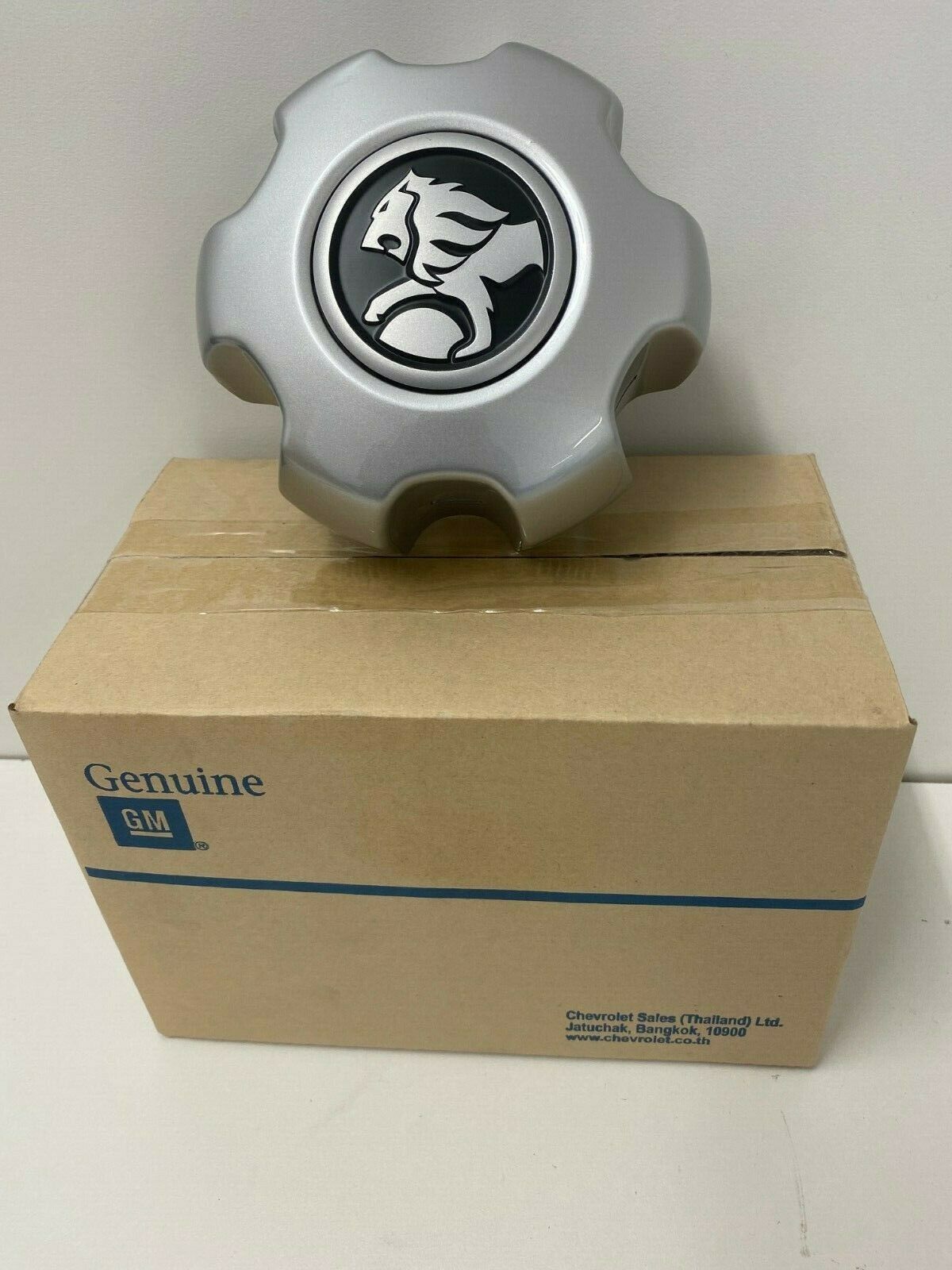 Genuine Holden Colorado RG Alloy Wheel Center Cap 94771397 - Replacement Hubcap for Off-Road & Daily Driving