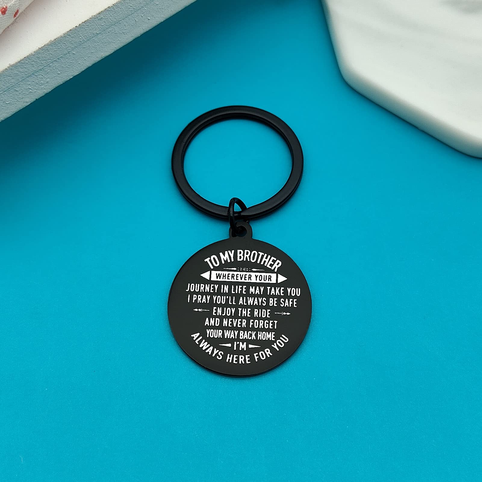 Xiahuyu Inspirational Keychain Gift for Brother - Perfect Christmas, Birthday & Graduation Present - Motivational Gift for Men, Best Brother Gift Idea for Any Occasion