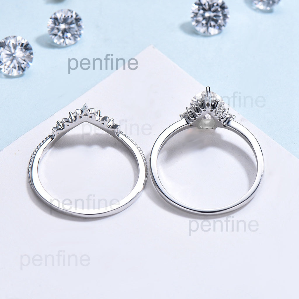 Vintage Art Deco Pear Shaped Moissanite Engagement Ring Set with Marquise Halo in White Gold for Women – Perfect for Weddings, Anniversaries & Special Occasions