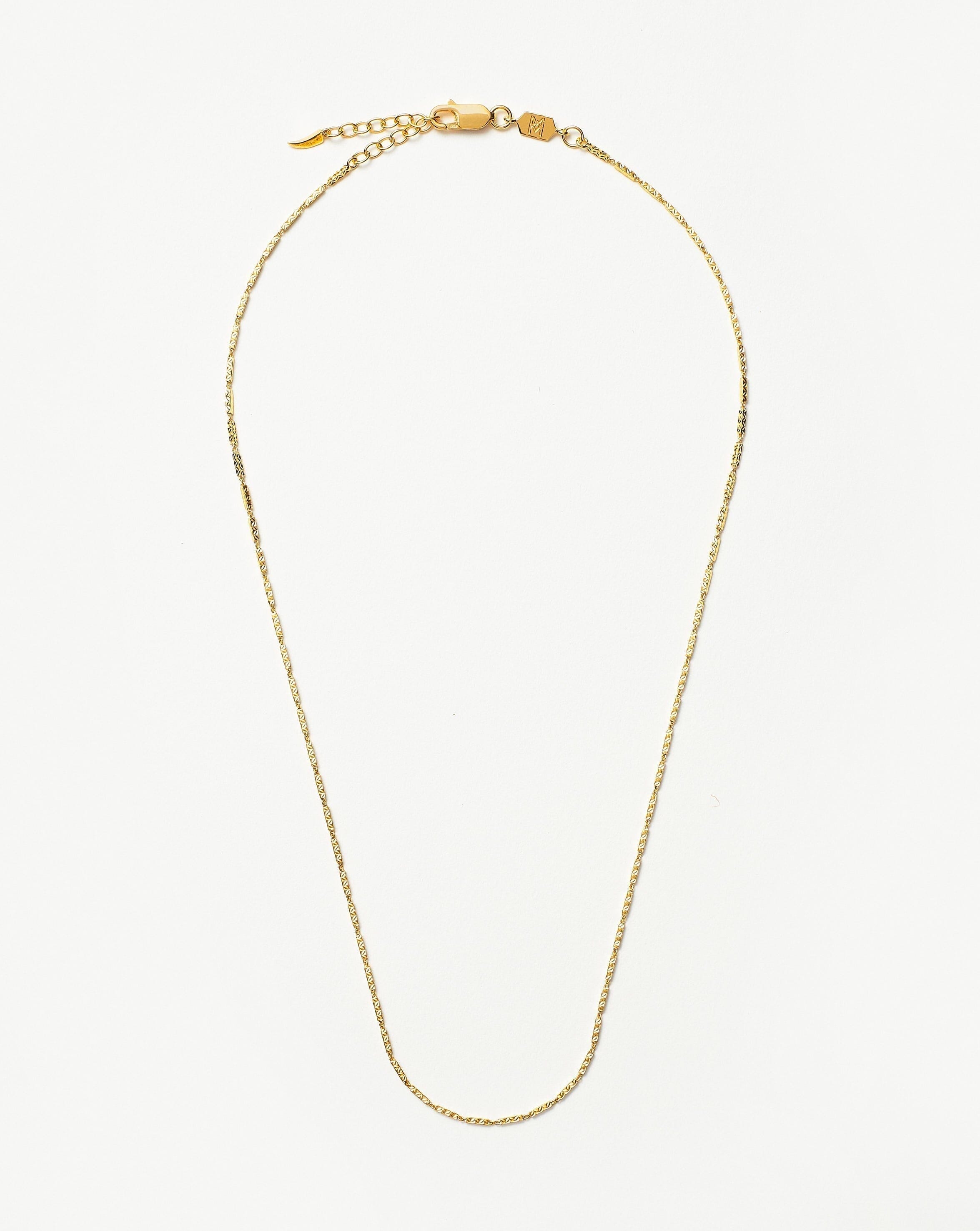 Stylish Savi Textured Link Chain Necklace for Women - Trendy Layered Gold & Silver Necklaces - Perfect for Everyday Wear, Office, Date Night & Gifts