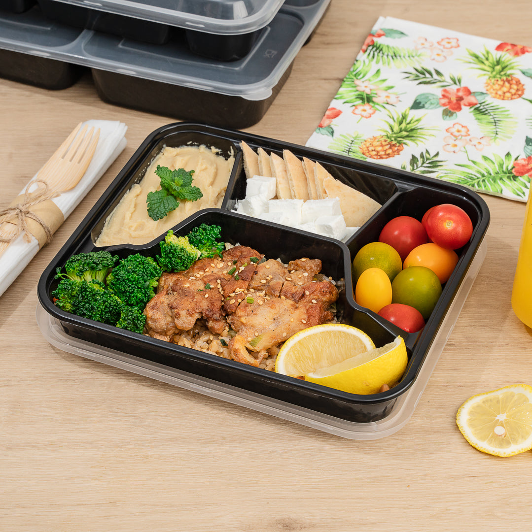34 oz Black Plastic 4-Compartment Meal Prep Containers with Clear Lids - Microwave Safe (8.75