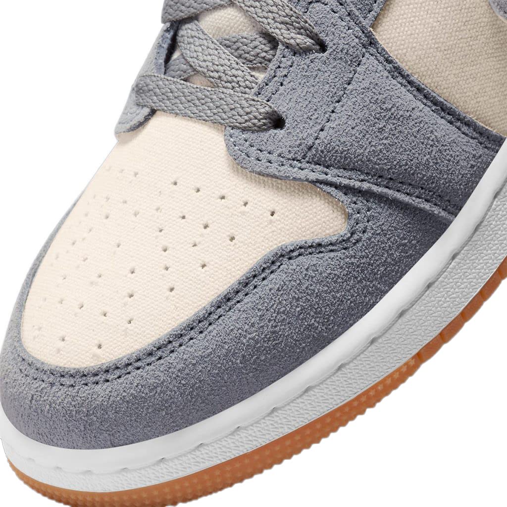 Nike Boys' Running Shoes - Lightweight Athletic Sneakers for Kids - Comfortable & Durable for School, Sports & Everyday Play
