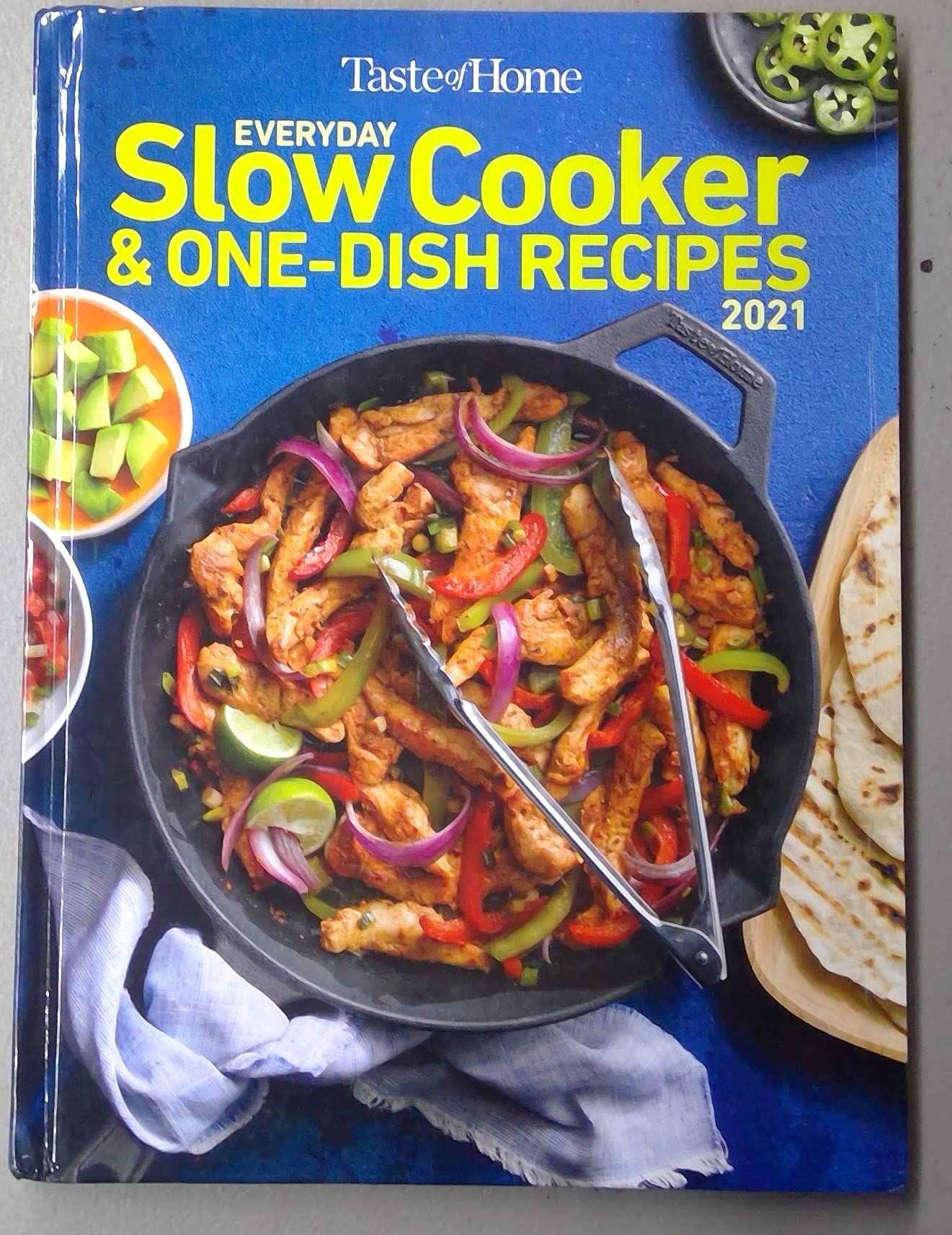 Taste of Home Everyday Slow Cooker & One-Dish Recipes 2021 - Easy Family Meals for Busy Weeknights & Cozy Weekends