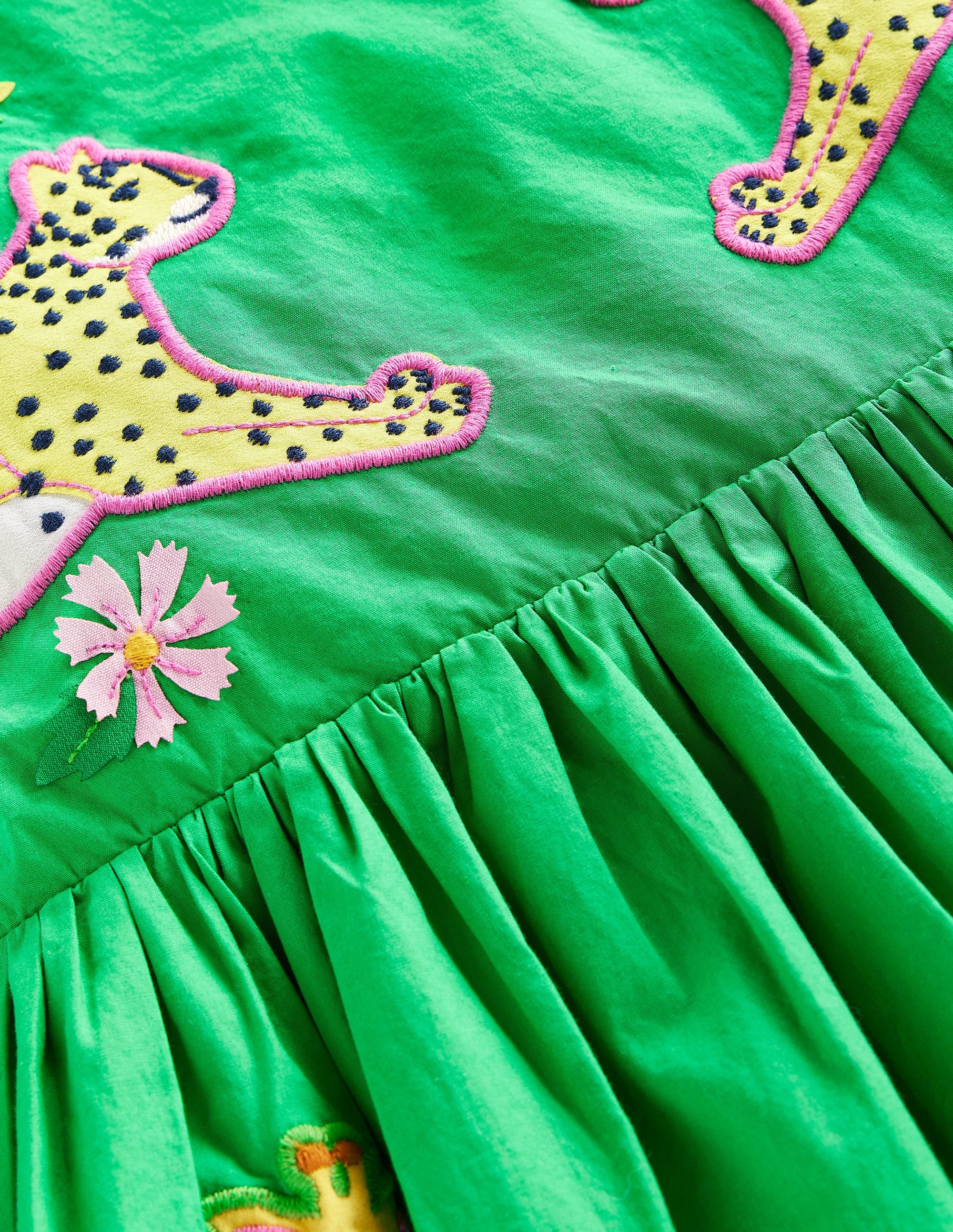 Appliqué Cotton Dress in Sapling Green with Safari Animals - Perfect for Casual Outings and Summer Adventures