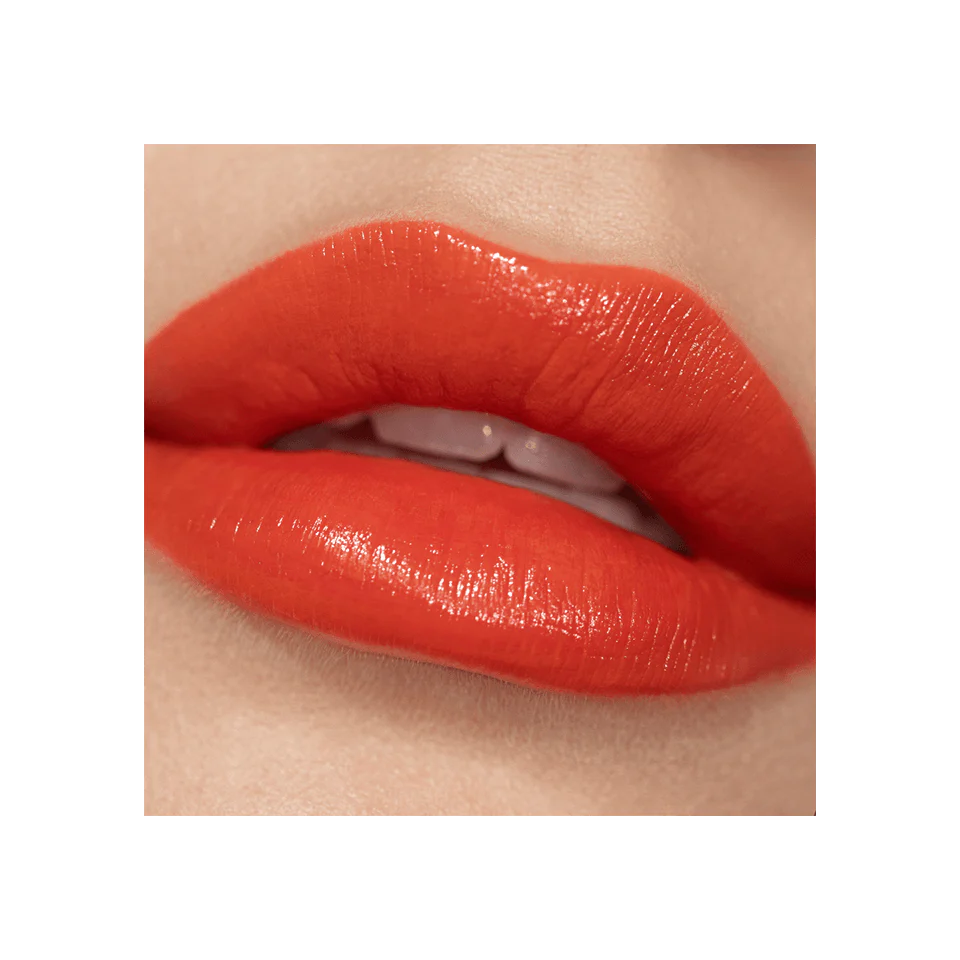 Victoria Beckham Beauty Posh Lipstick - Long Lasting Matte Lipstick, Hydrating & Non-Drying, Cruelty-Free - Perfect for Everyday Wear, Date Night & Special Occasions