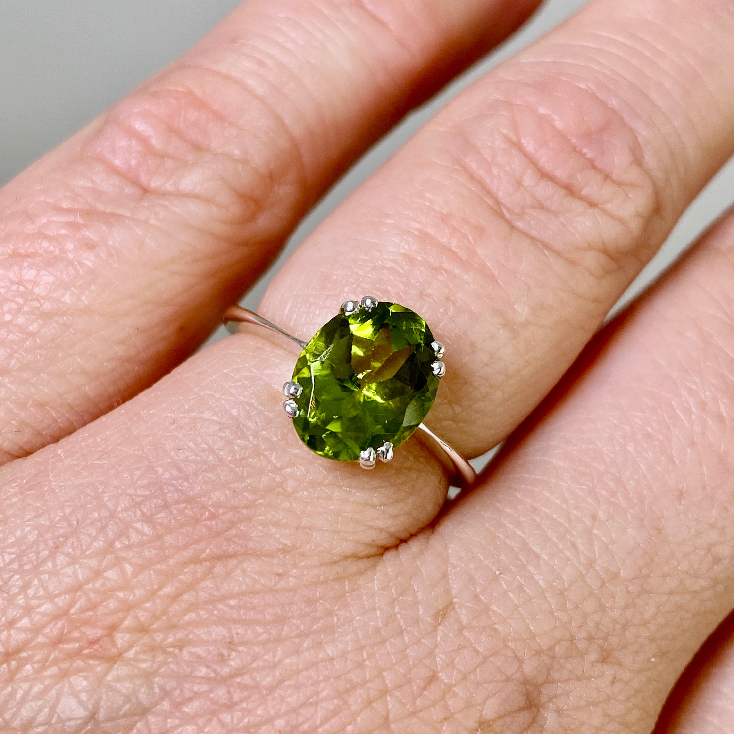 Peridot Oval Faceted Ring Size 5.5 - Dainty Green Gemstone Jewelry for Women - Perfect for Engagement, Anniversary & Everyday Wear