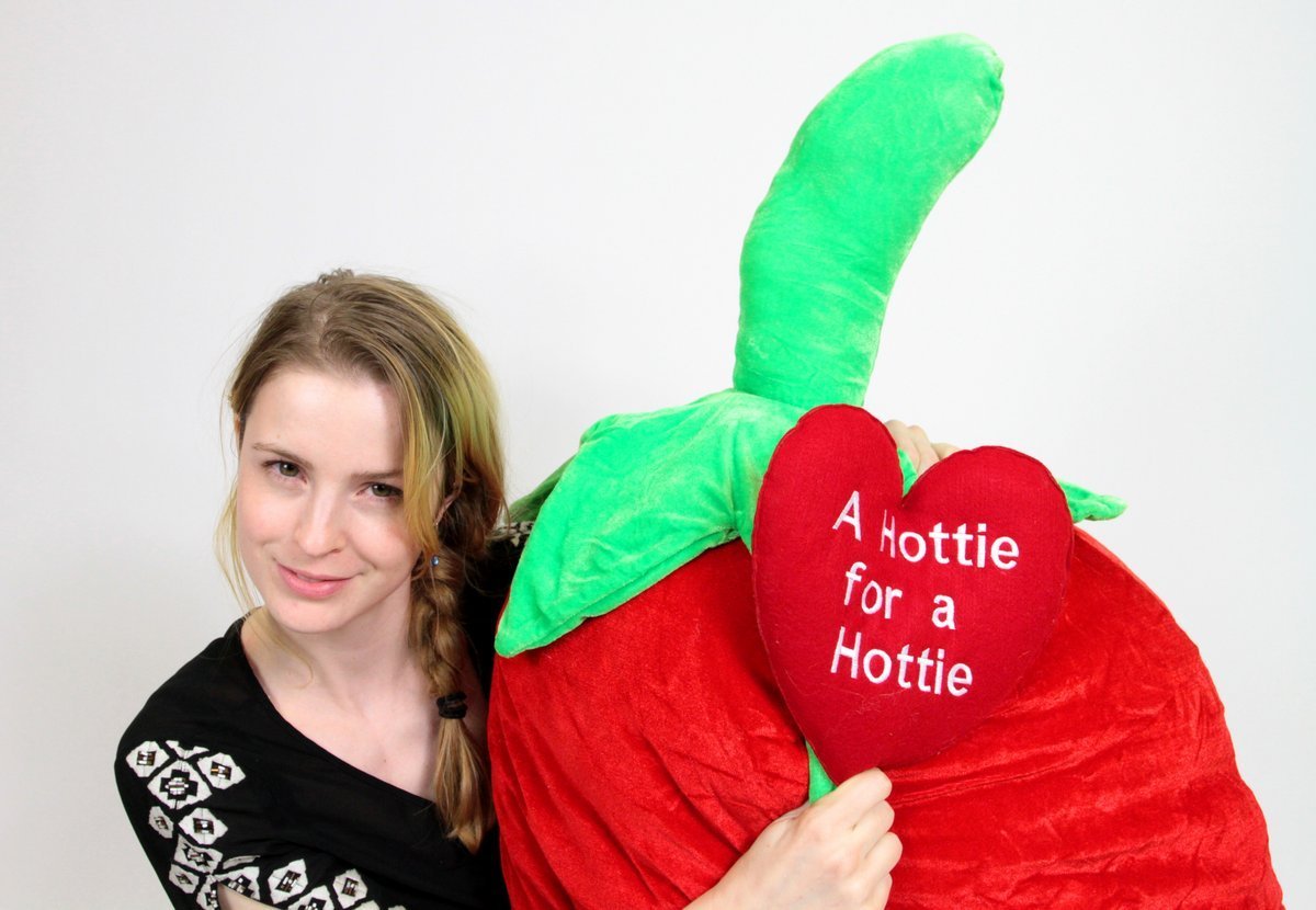 6ft Giant Plush Hot Pepper Stuffed Animal with Heart - 'A Hottie for A Hottie' Cute Valentine's Gift for Couples, Room Decor & Funny Gag Present