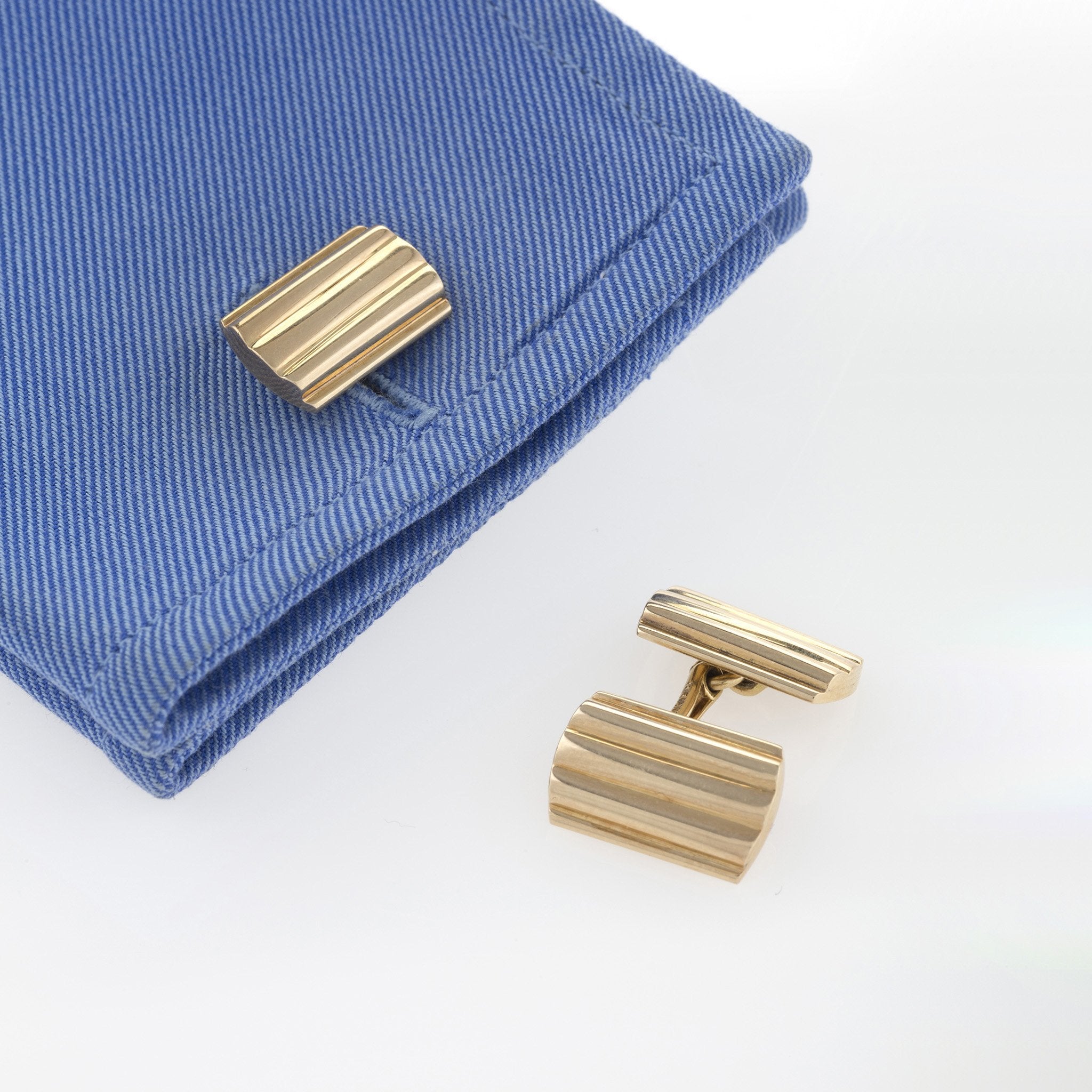 Tiffany & Co. Luxury Gold Ribbed Cufflinks for Men - Elegant Dress Accessories for Weddings, Business & Formal Events