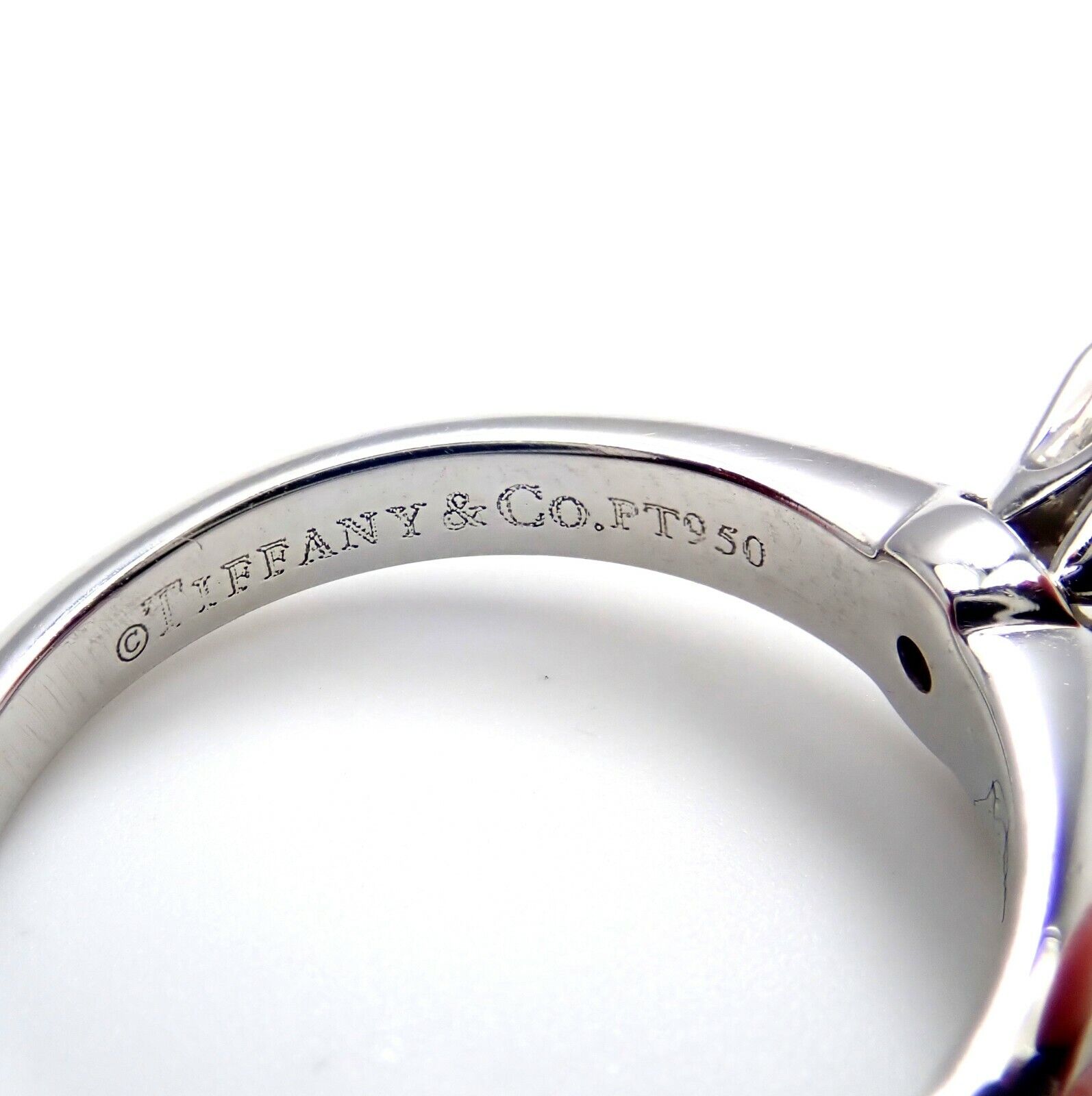 Authentic Tiffany & Co. Platinum 1.13ct Diamond H VS1 Engagement Ring with Certification - Perfect for Proposals, Weddings & Anniversary Gifts