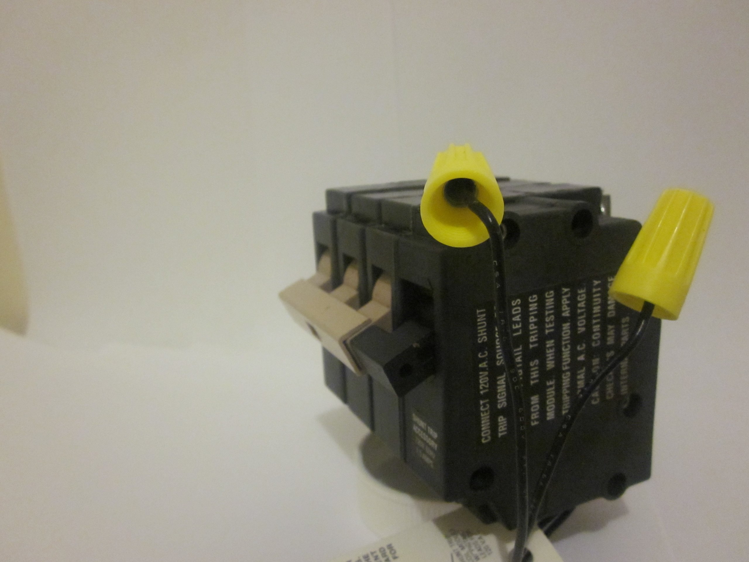 Eaton Cutler Hammer CH315ST 3 Pole 15A Shunt Trip Circuit Breaker - Commercial & Industrial Electrical Panel Protection for Safety Systems